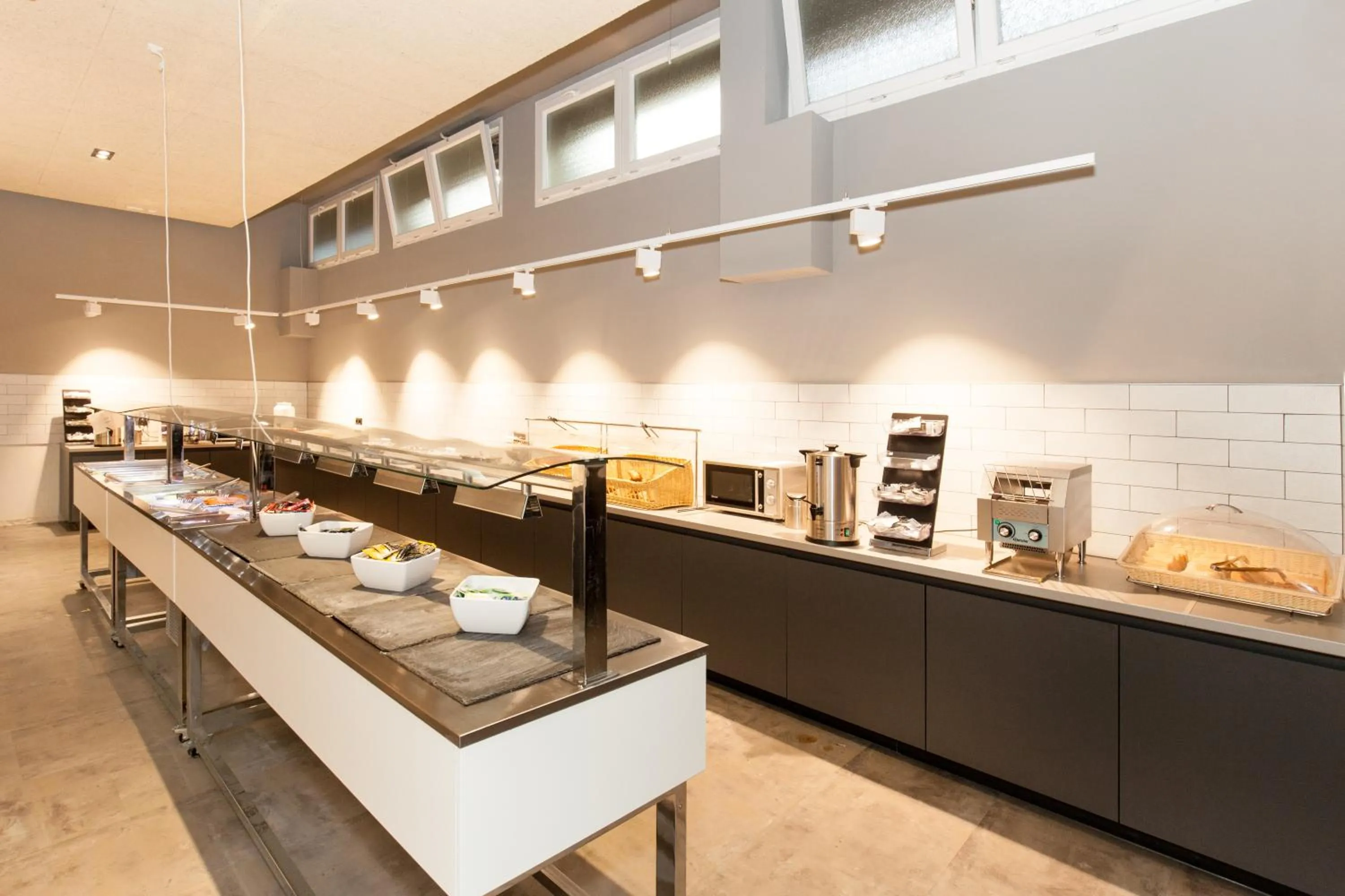 Buffet breakfast in a&o Nürnberg Hauptbahnhof