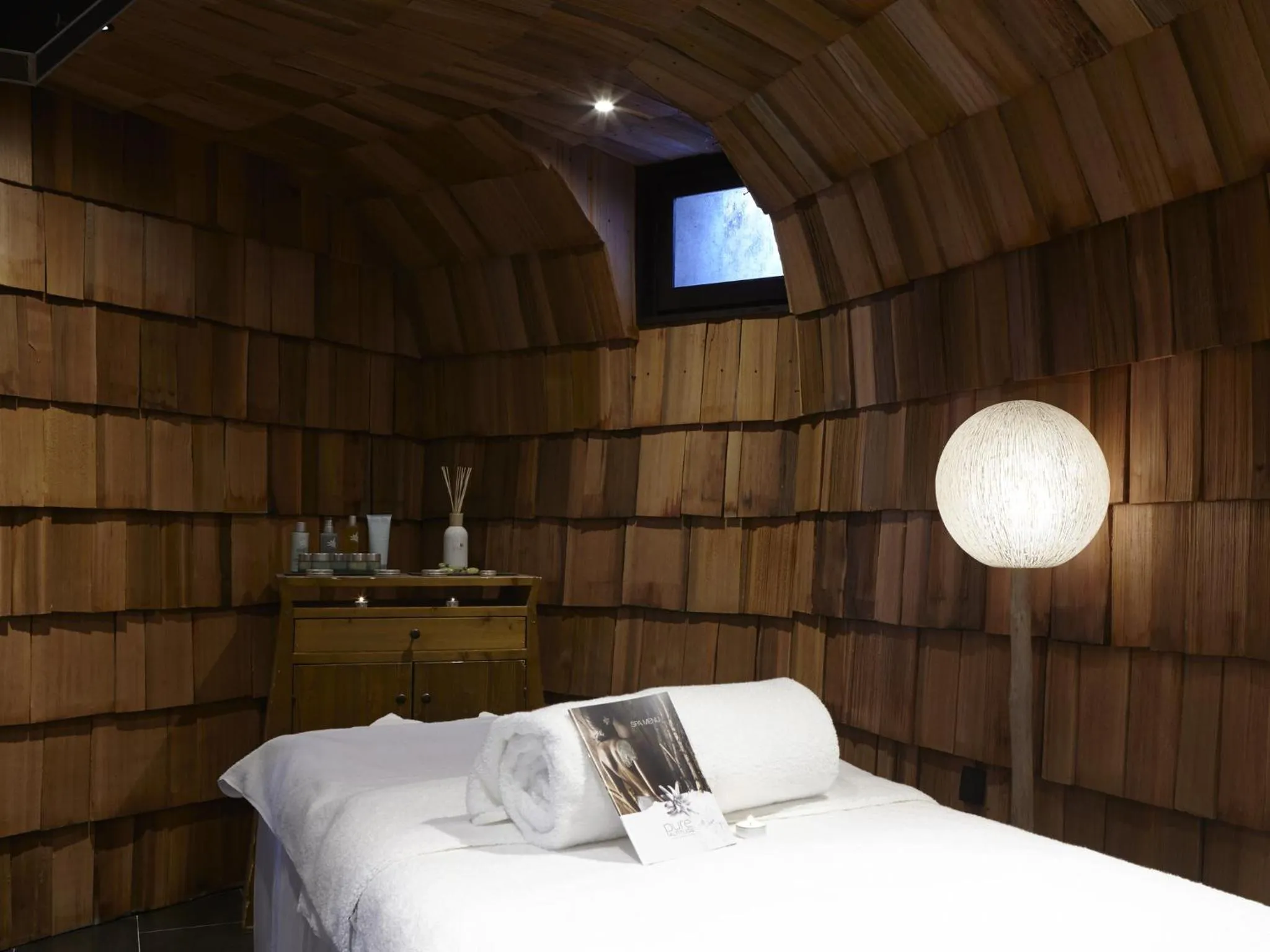 Spa and wellness centre/facilities, Bed in Hôtel des Dromonts by SOWELL COLLECTION