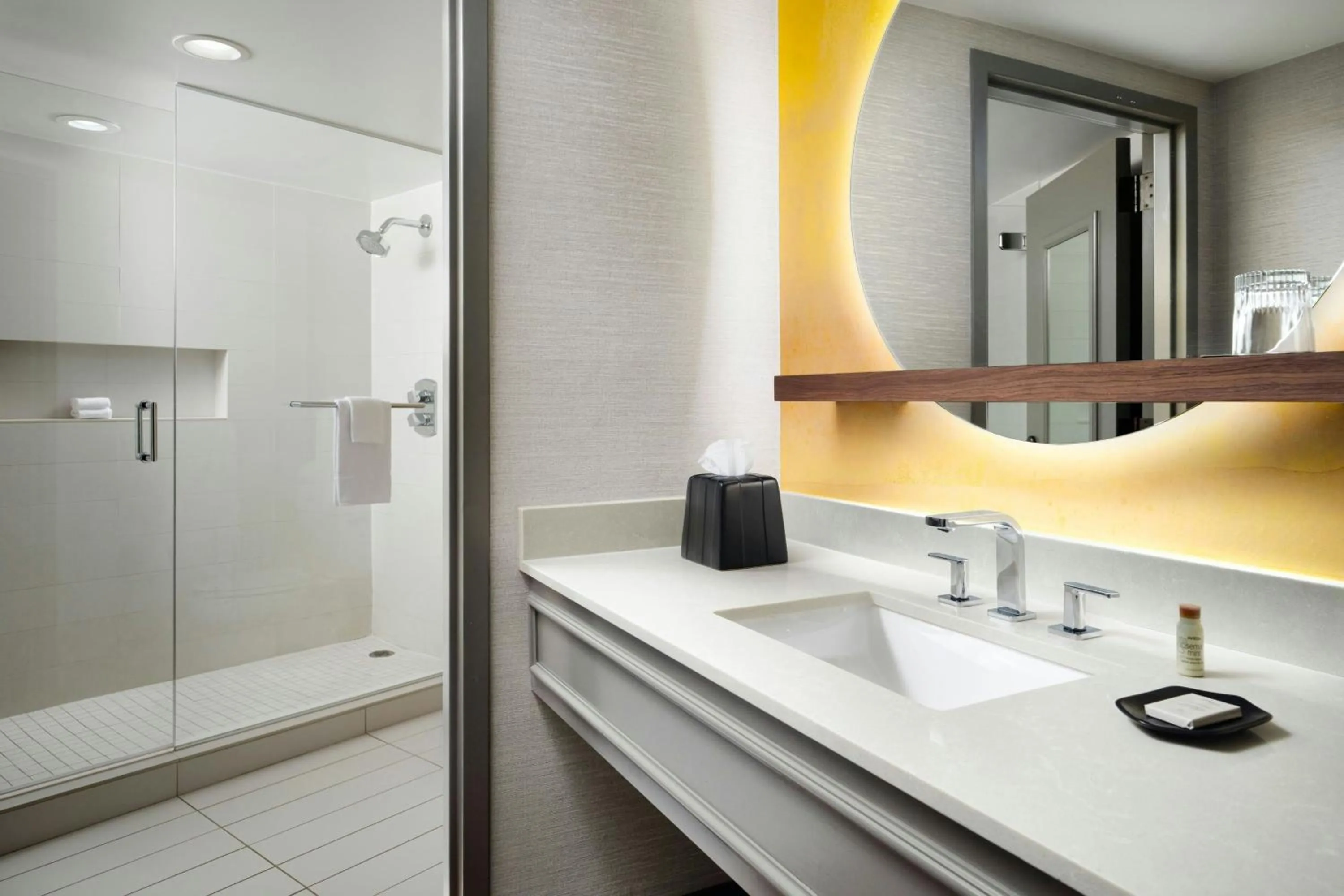 Bathroom in Renaissance Boulder Flatiron Hotel