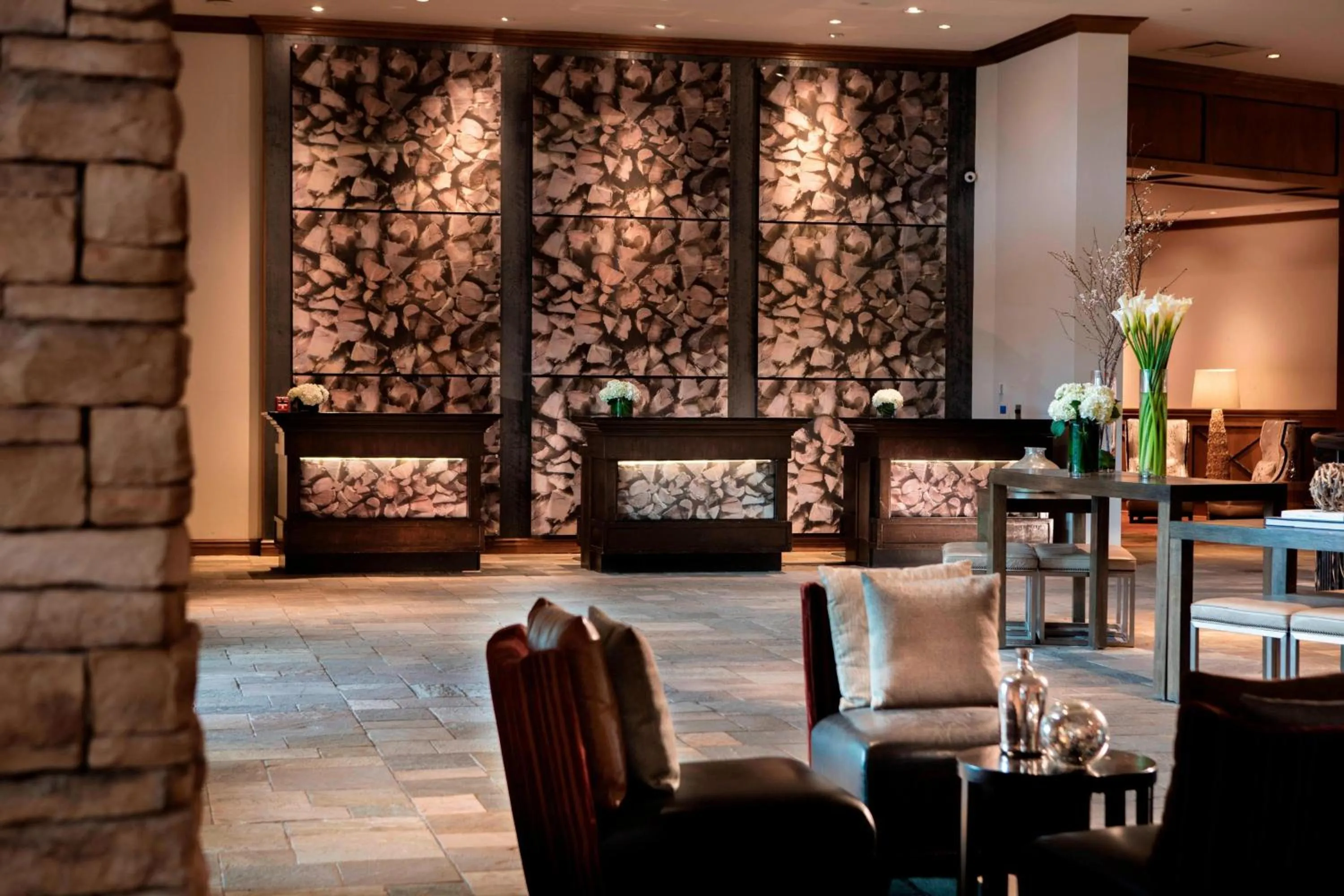 Lobby or reception in Renaissance Boulder Flatiron Hotel