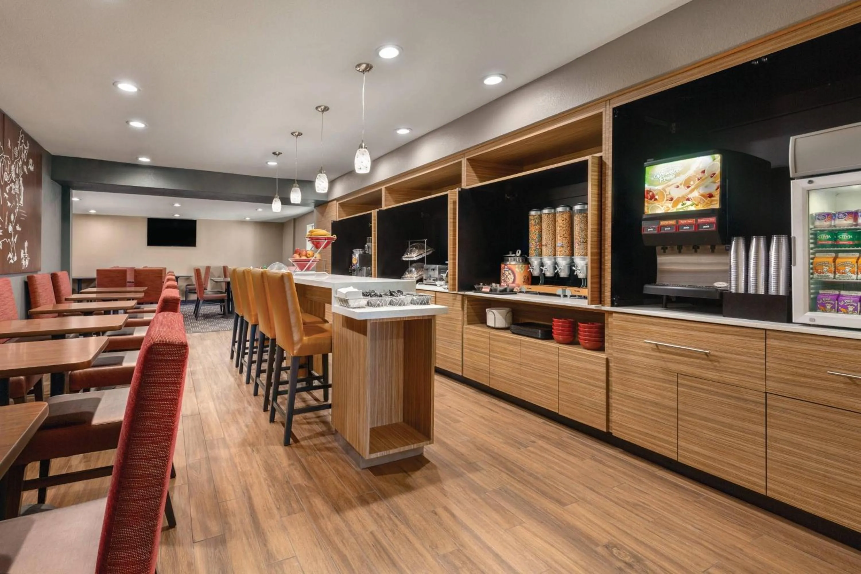 Restaurant/places to eat in TownePlace Suites by Marriott Denver West Federal Center