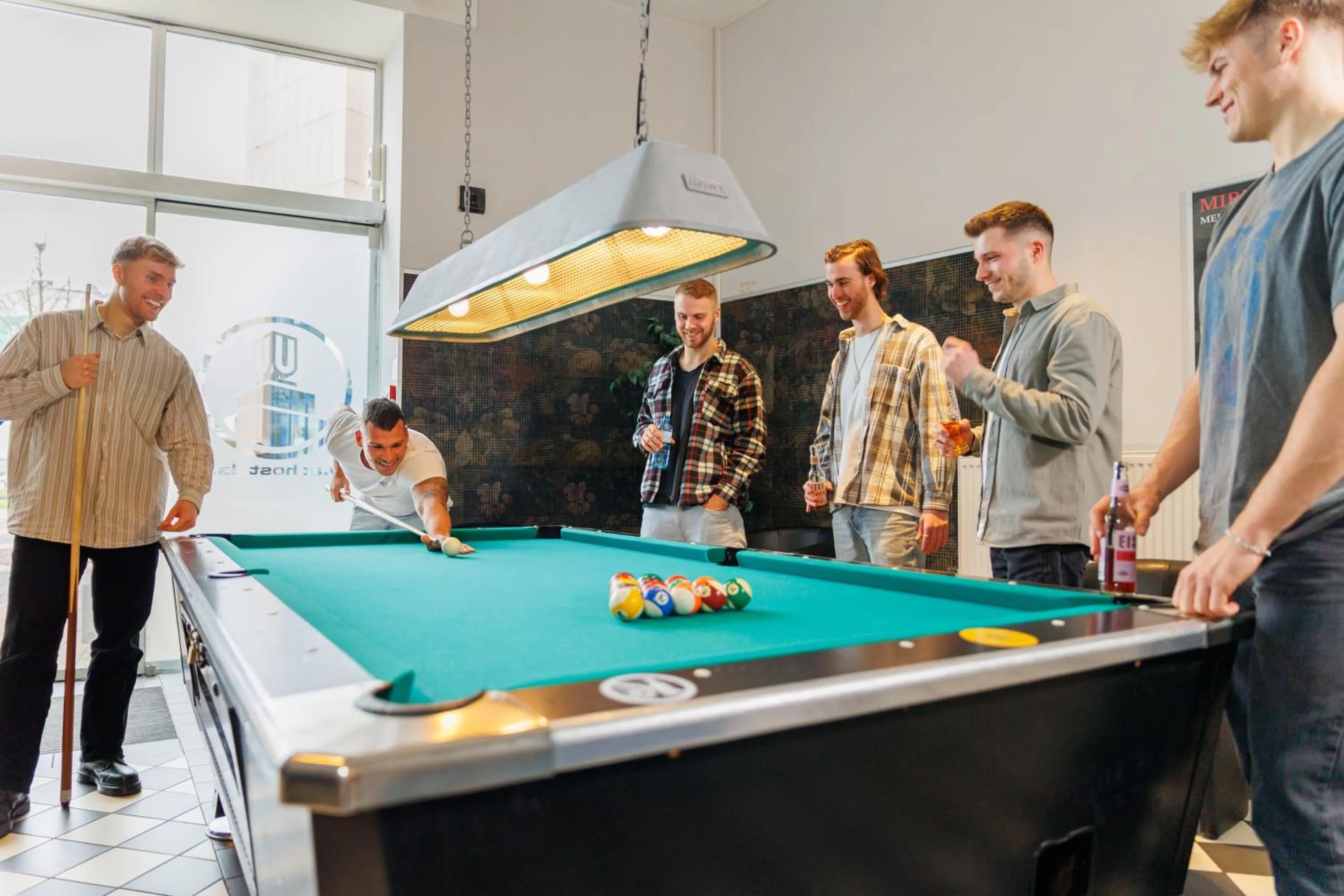 Billiard in a&o Dortmund Hauptbahnhof