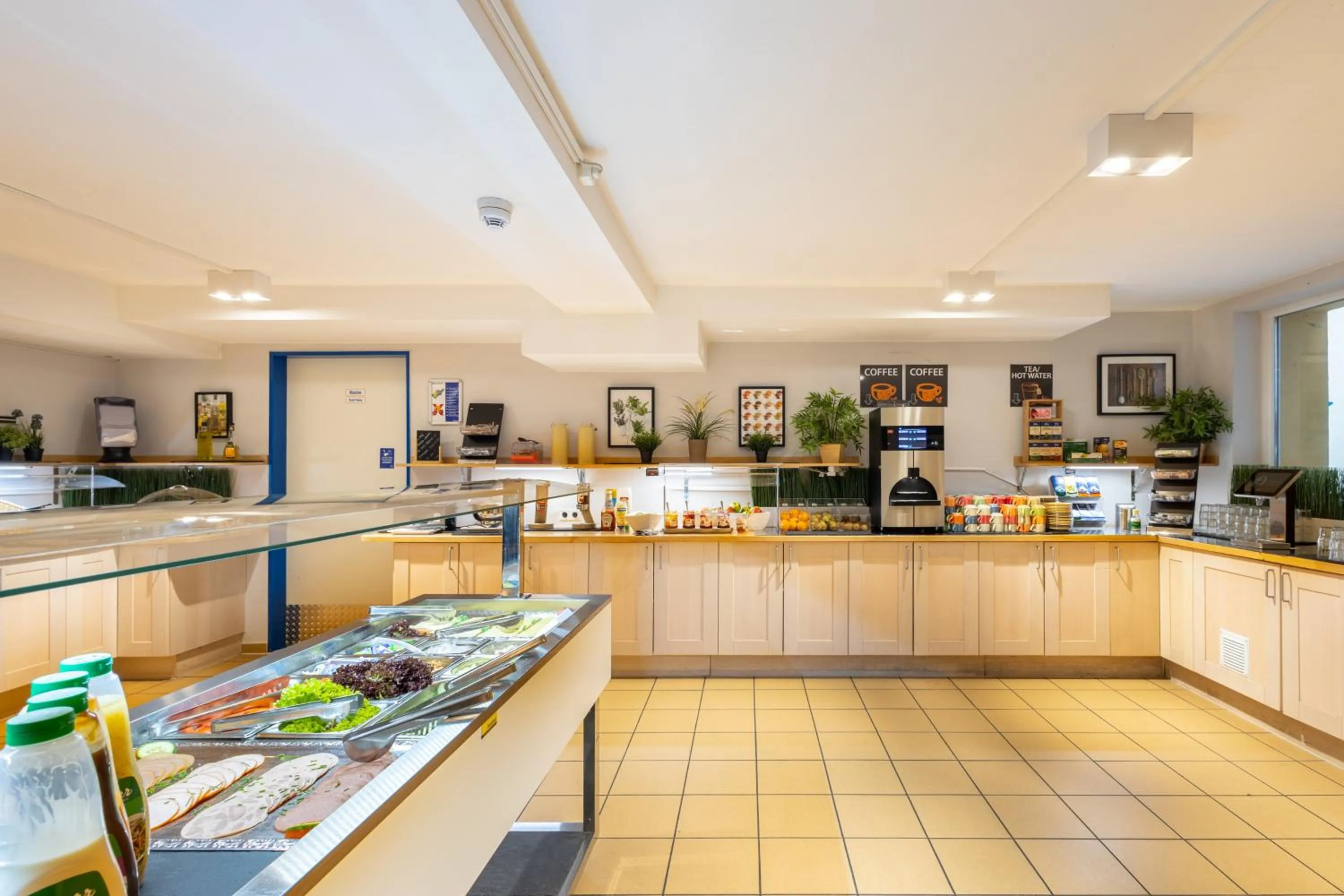Buffet breakfast in a&o Dortmund Hauptbahnhof