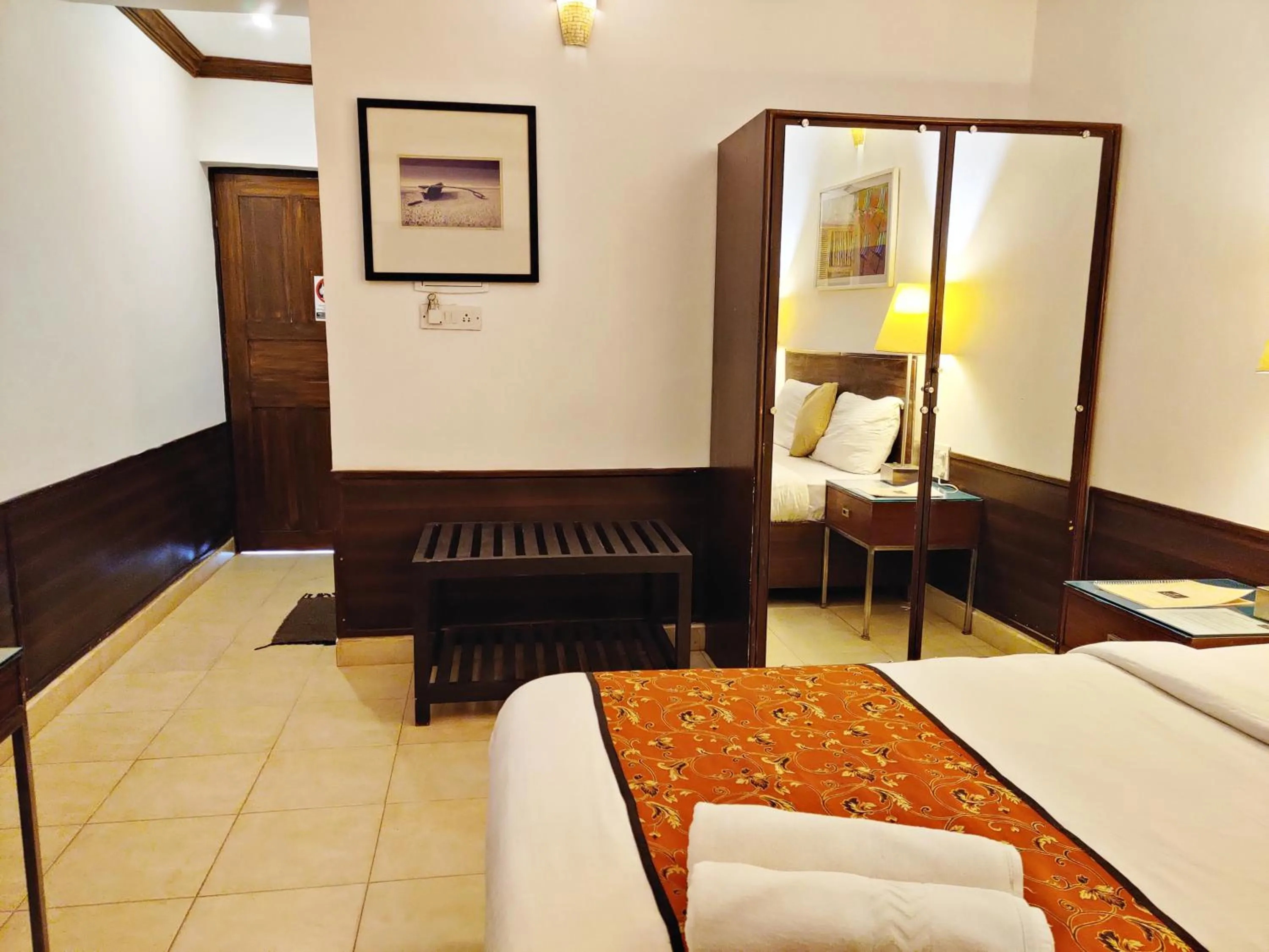 Other, Bed in The Camelot Beach Resort - Baga