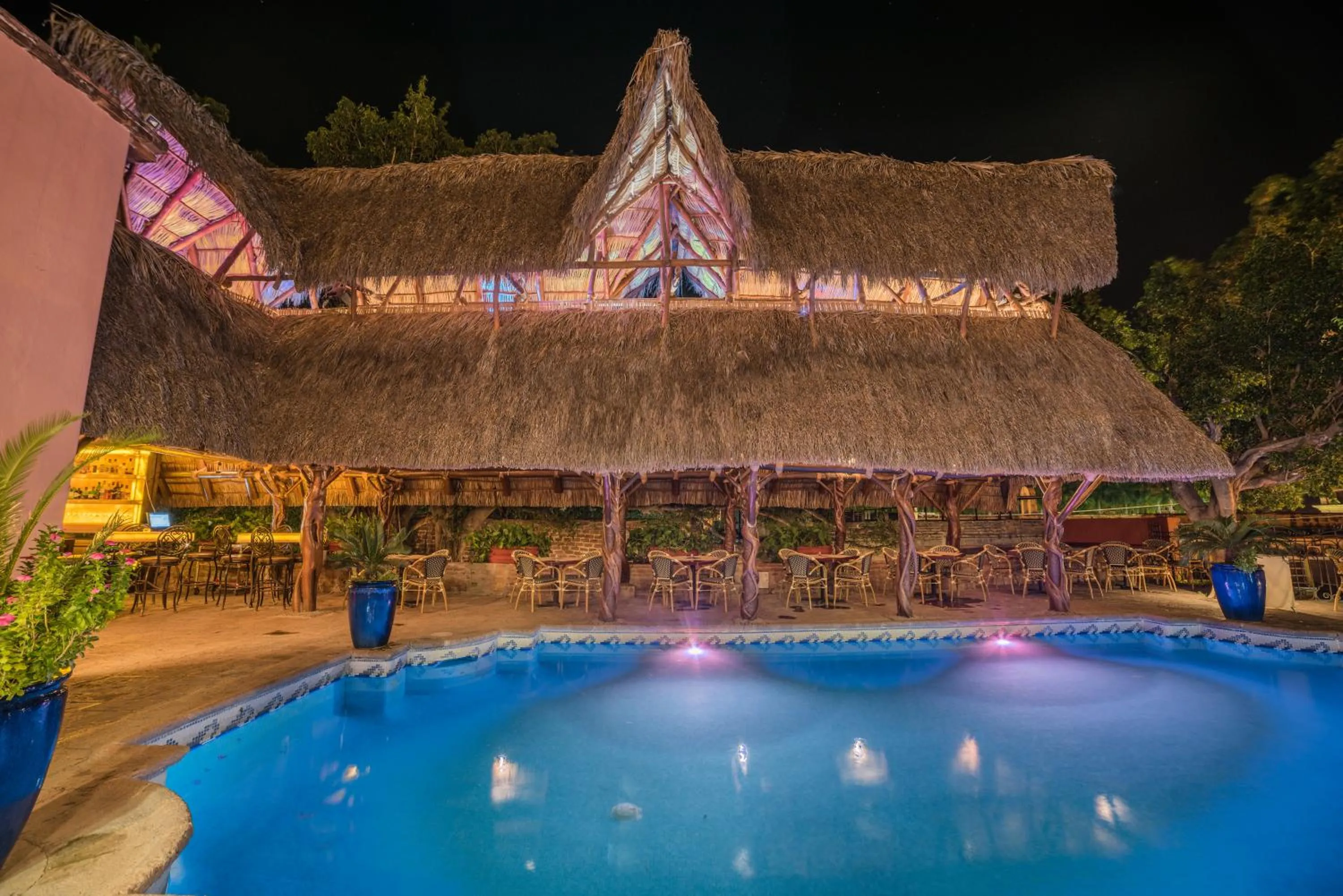 Swimming pool in Hotel Posada del Hidalgo - Balderrama Hotel Collection