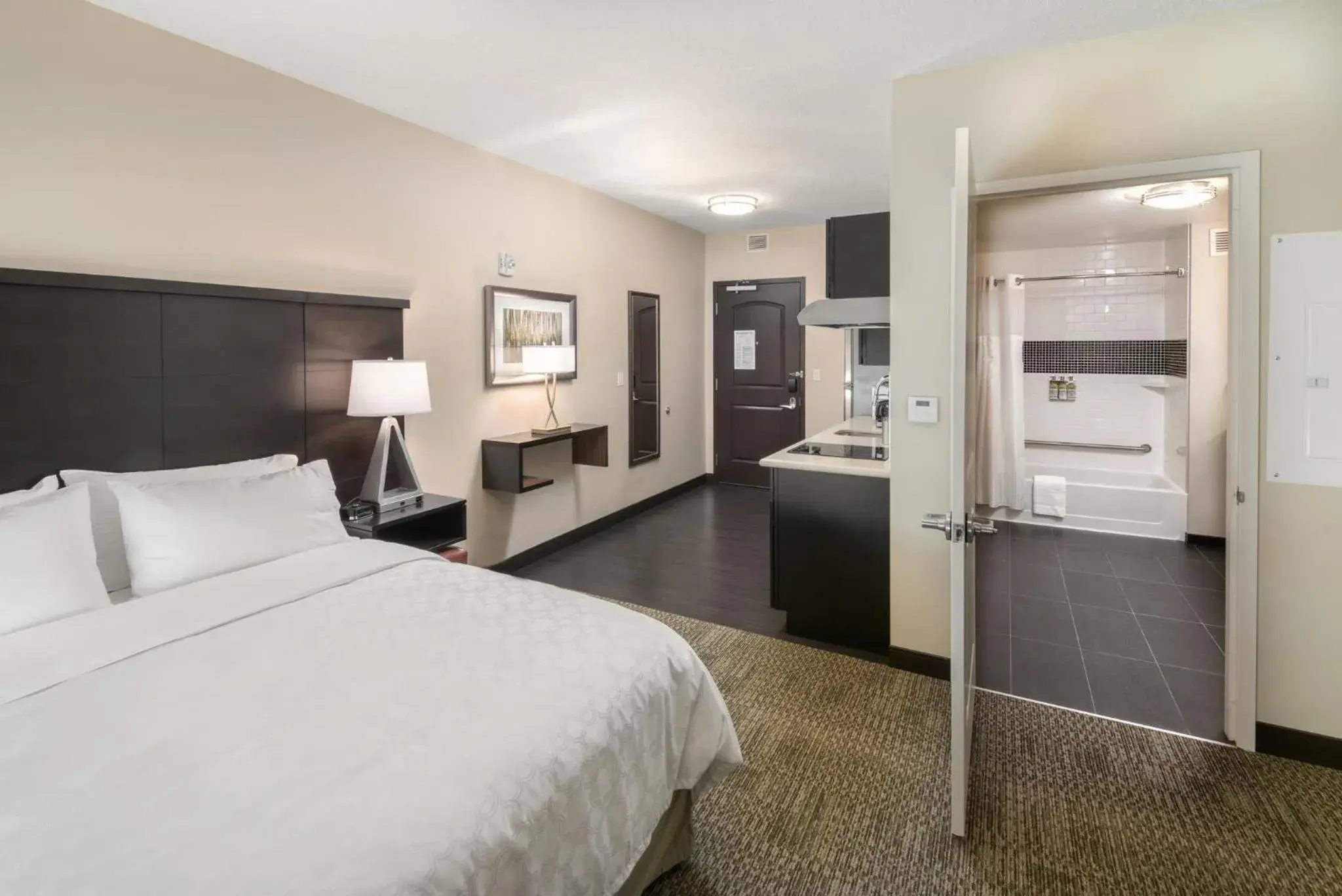 Photo of the whole room, Bed in Staybridge Suites - Saskatoon - University by IHG Photo of the whole room, Bed in Staybridge Suites - Saskatoon - University by IHG
