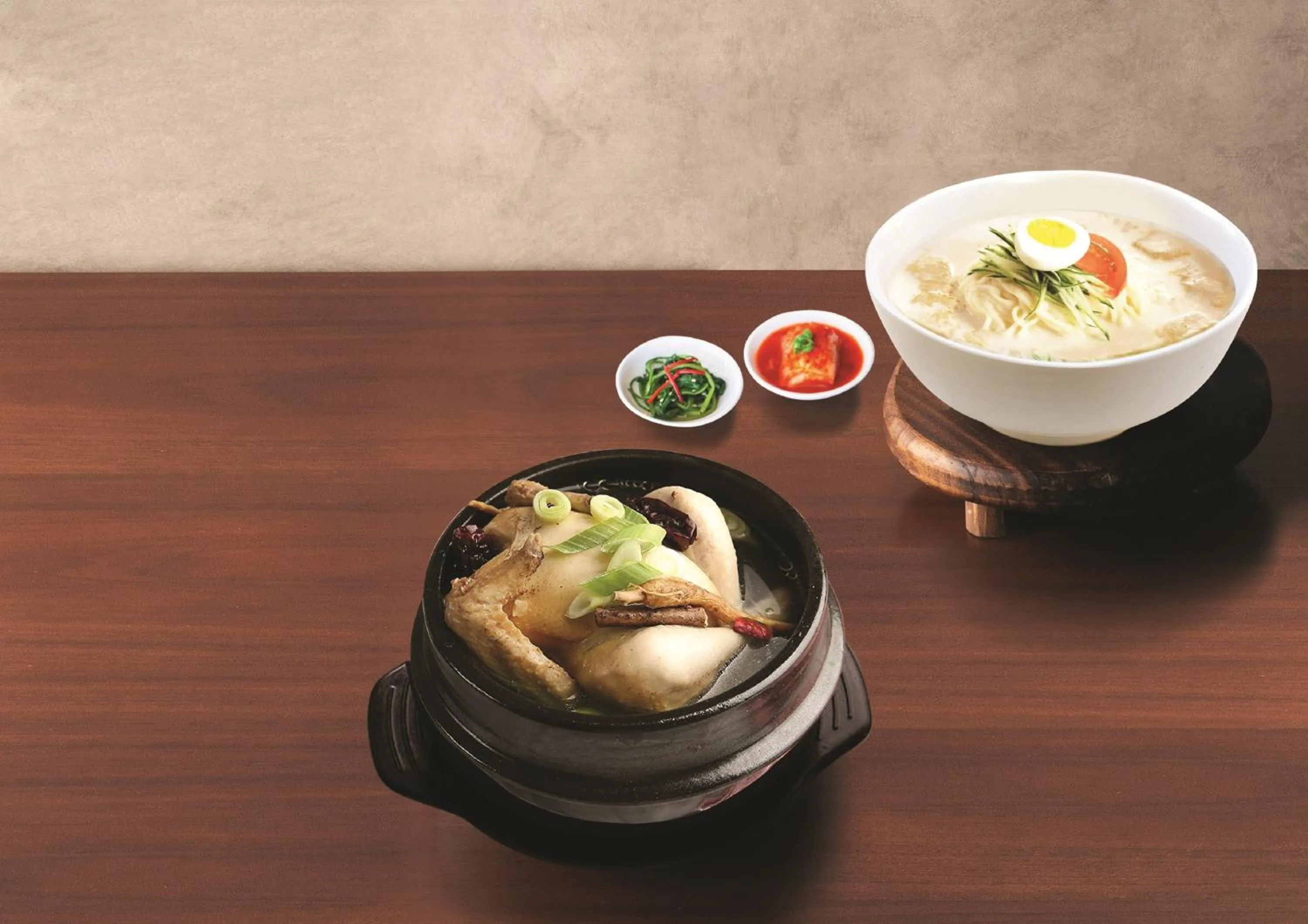 Restaurant/places to eat in InterContinental Hanoi Landmark72 by IHG