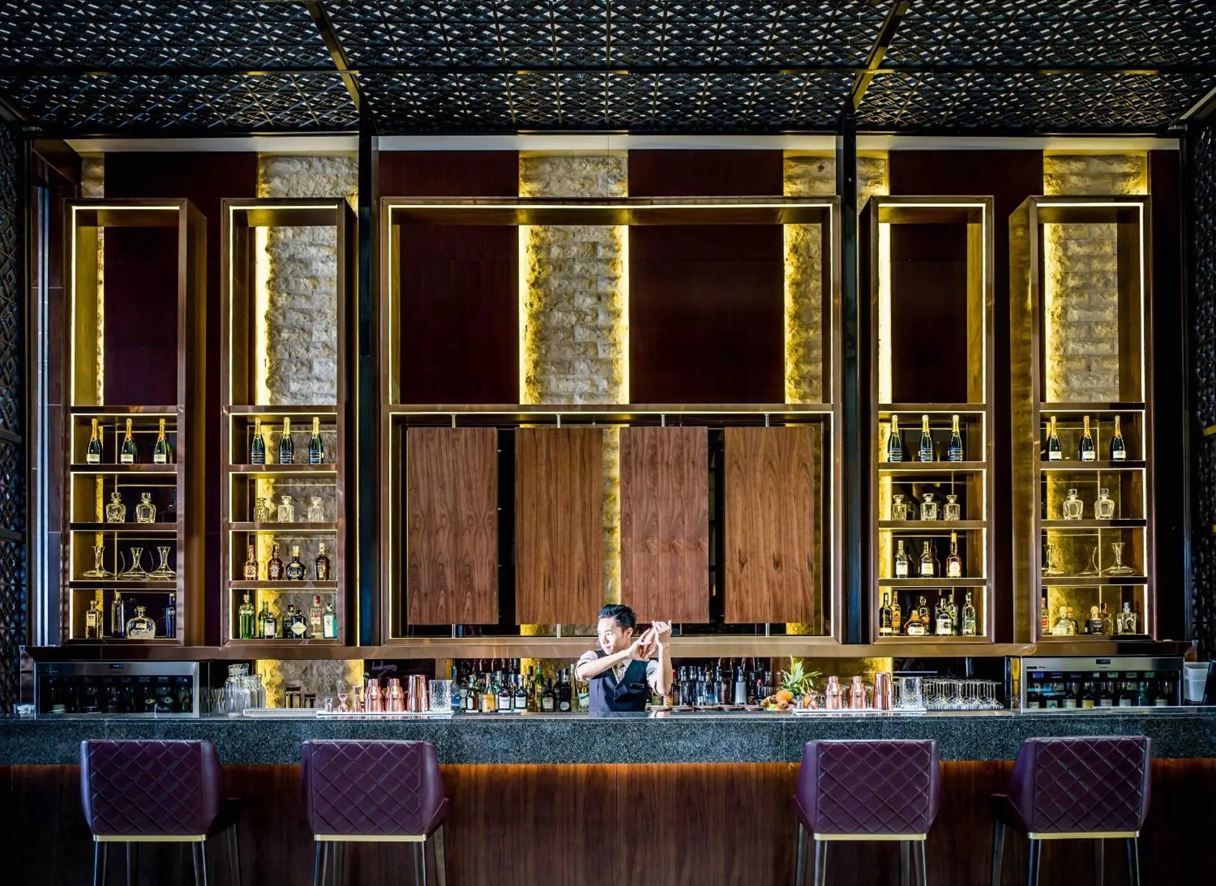 Lounge or bar in InterContinental Hanoi Landmark72 by IHG Lounge or bar in InterContinental Hanoi Landmark72 by IHG