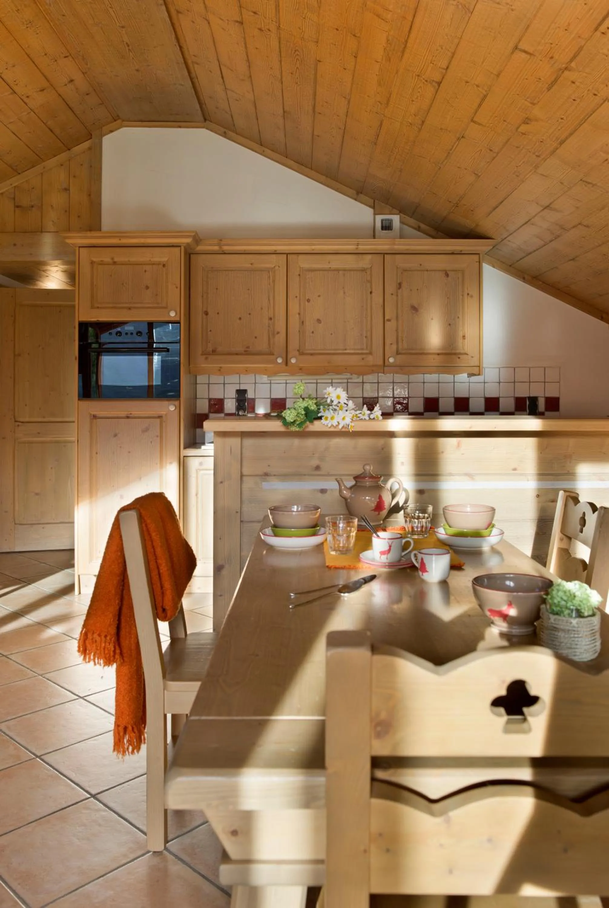 Dining area in CGH Résidences & Spas Le Hameau Du Beaufortain