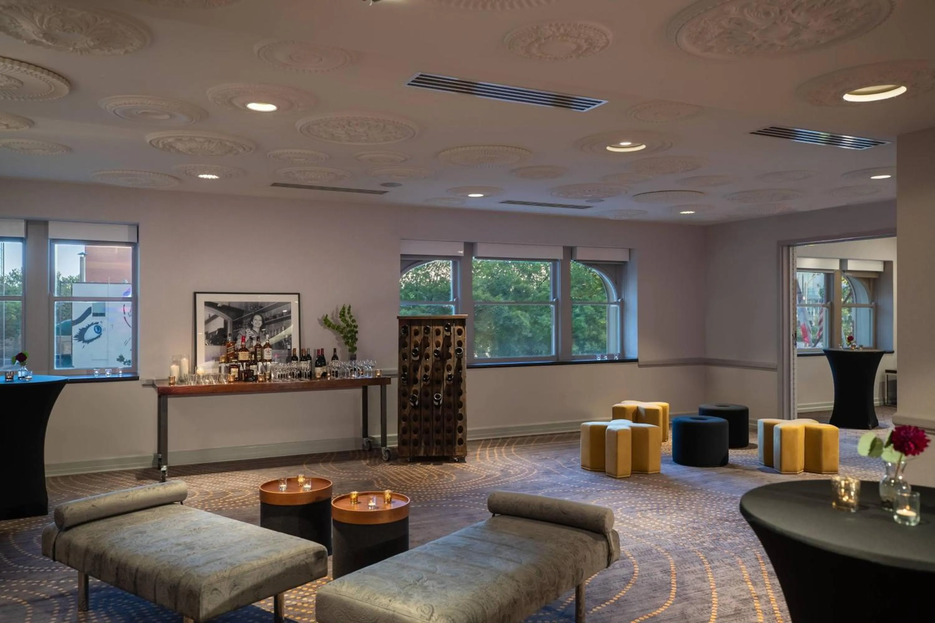 Lobby or reception in Renaissance Des Moines Savery Hotel