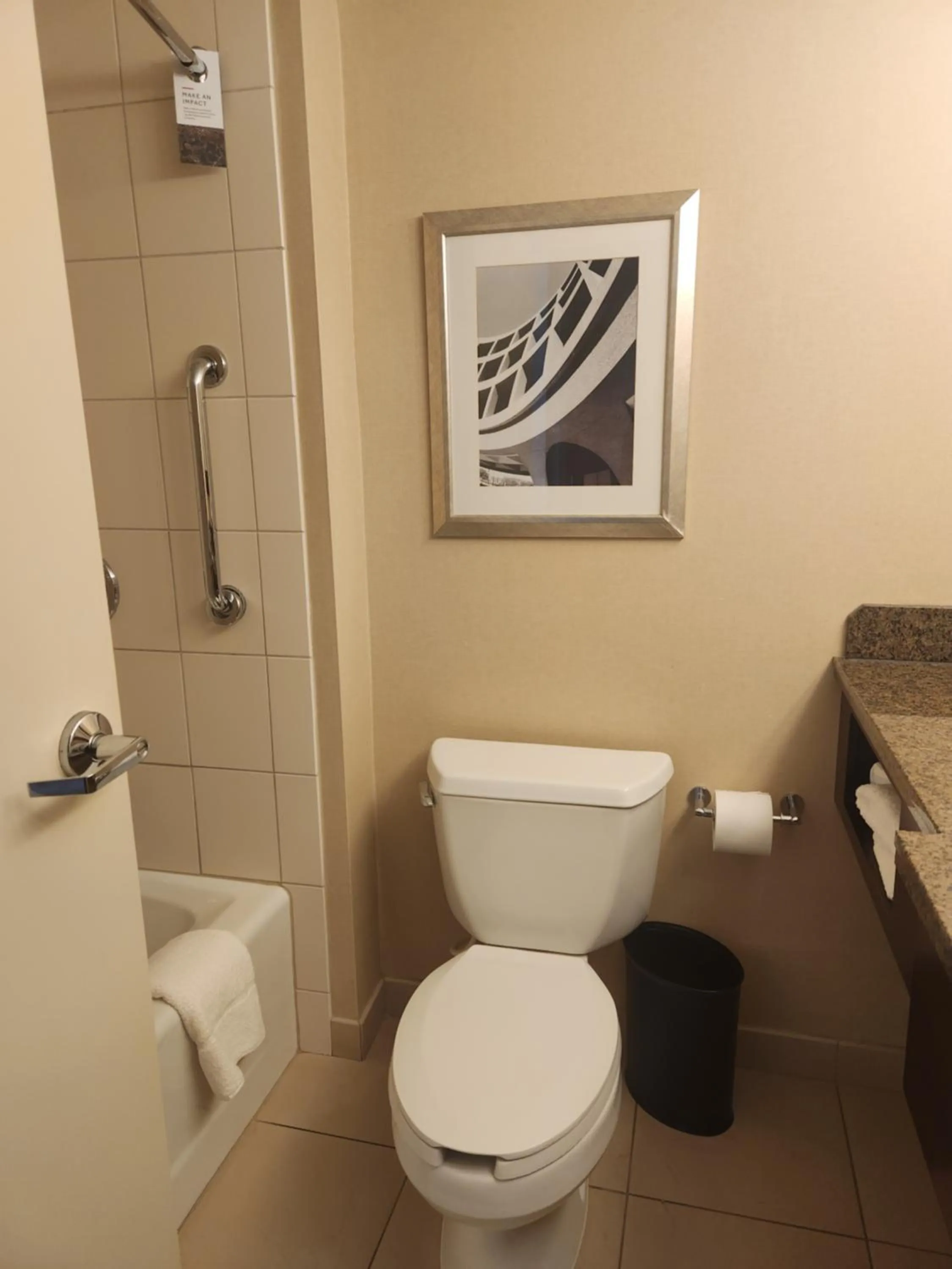 Property building in Detroit Marriott Livonia