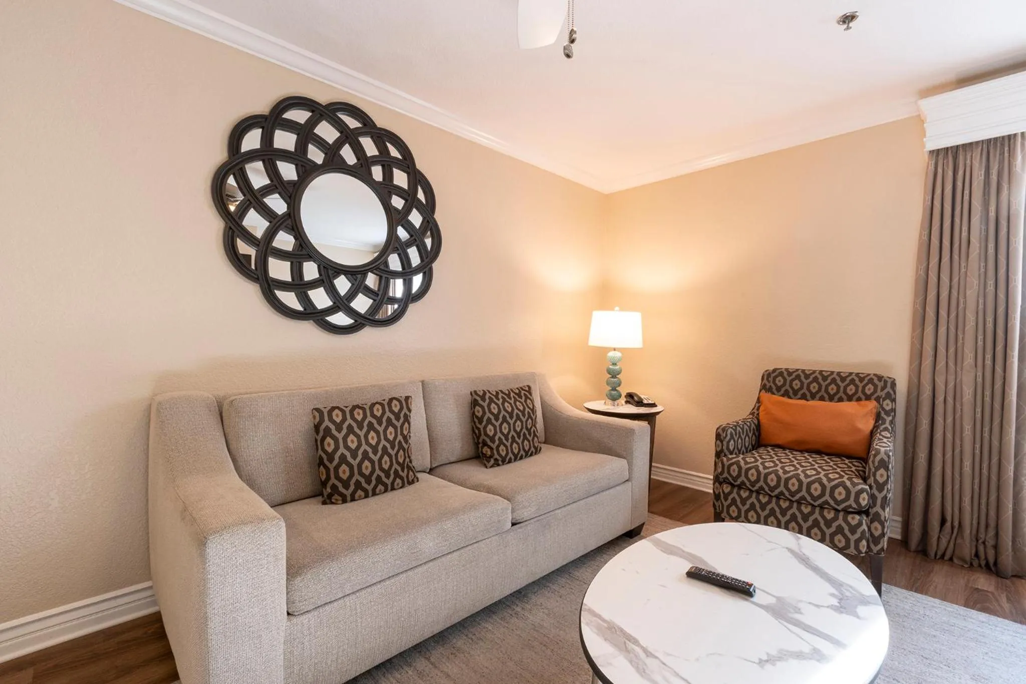 Living room in Coronado Beach Resort