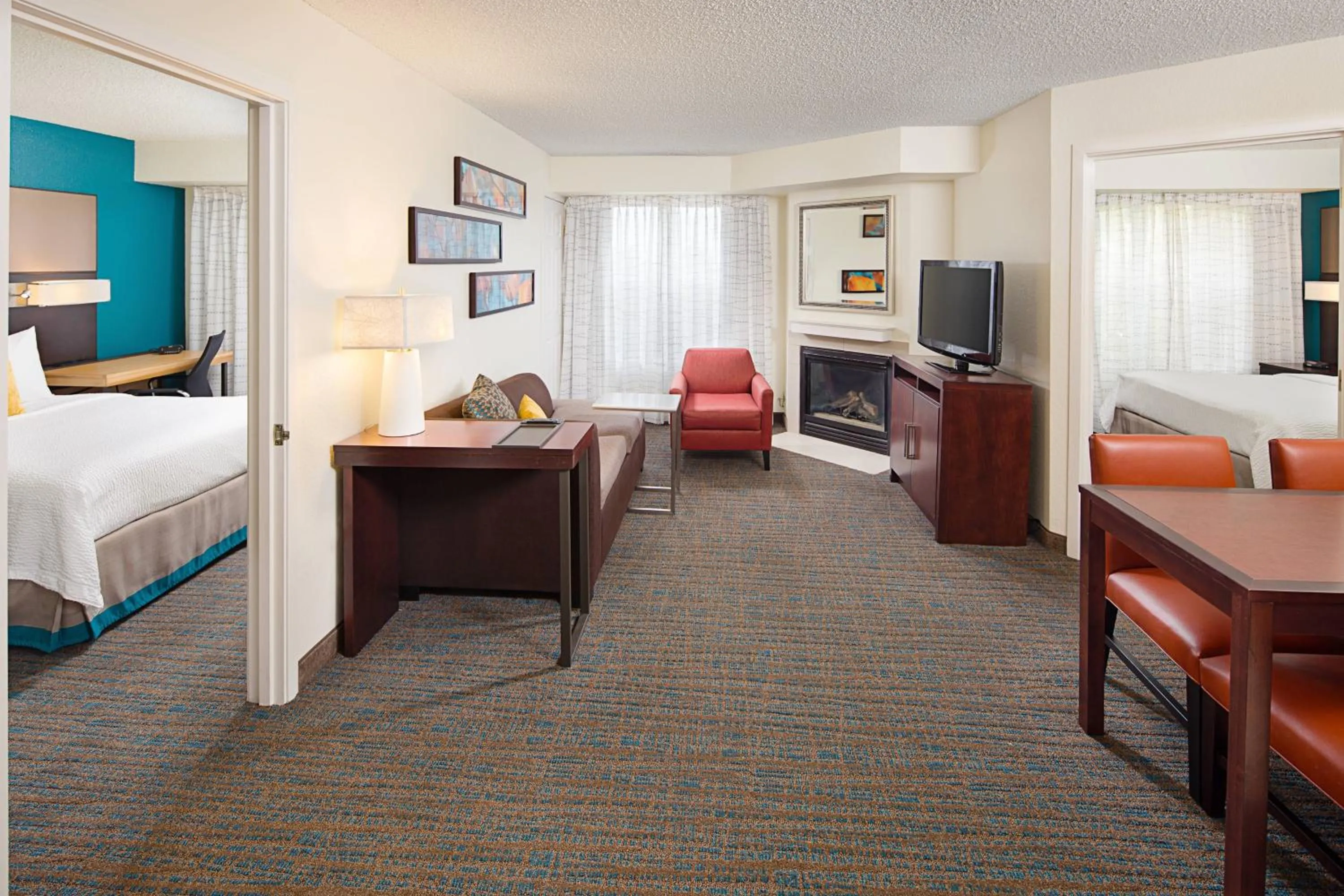 Bedroom, Bed in Residence Inn by Marriott Detroit Livonia