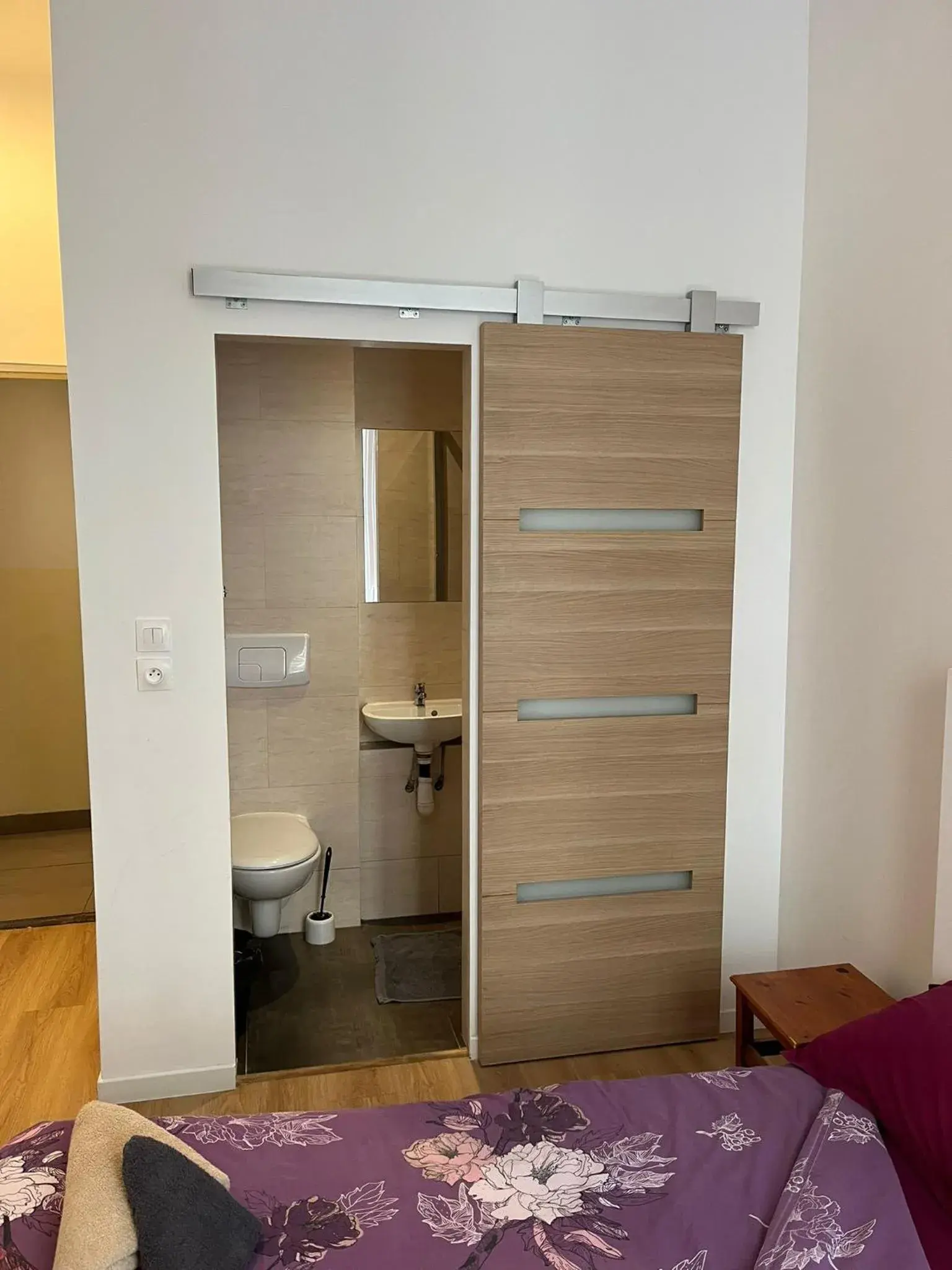 Double Room in Hôtel Lyonnais Double Room in Hôtel Lyonnais