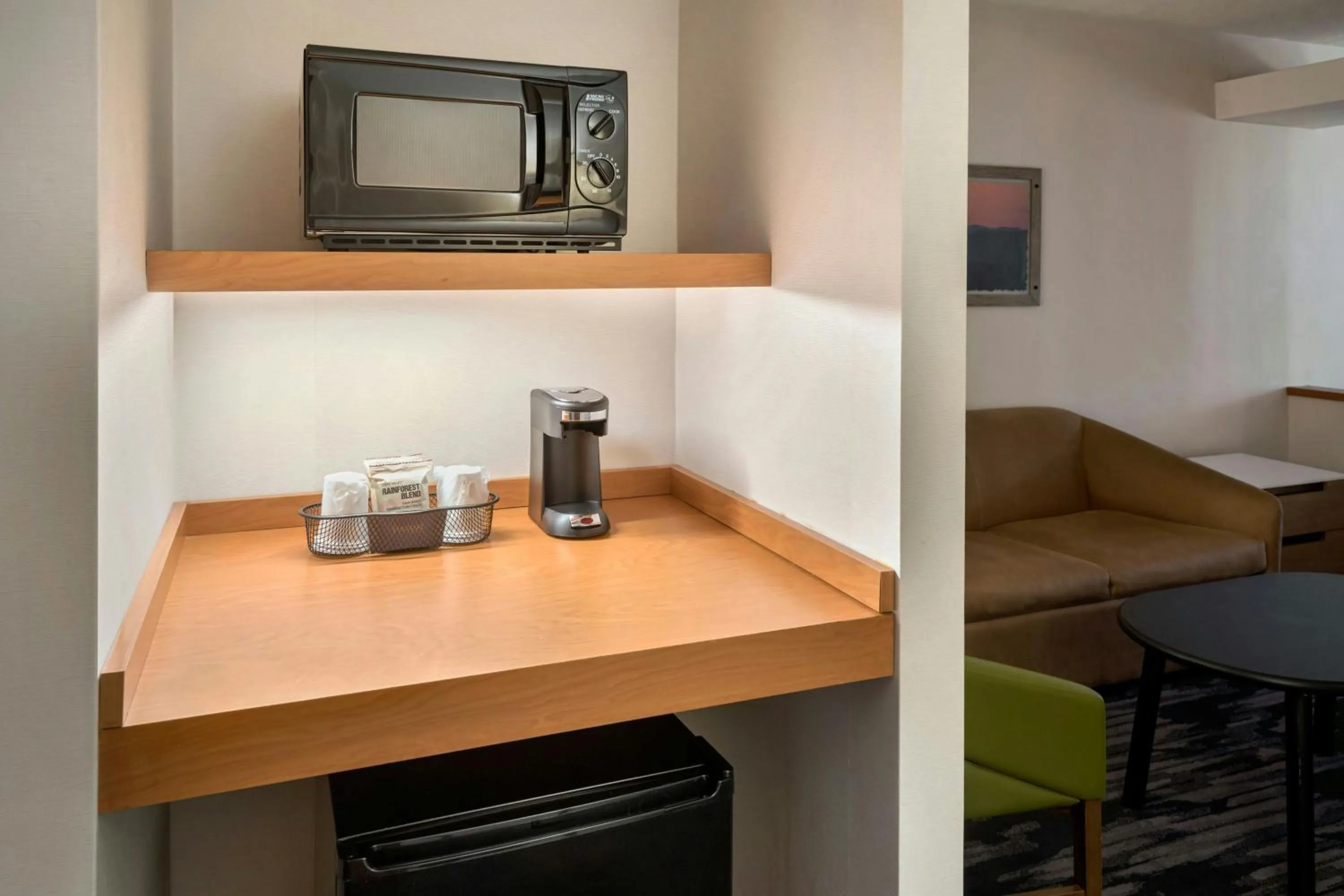 Living room in Fairfield Inn & Suites Woodbridge