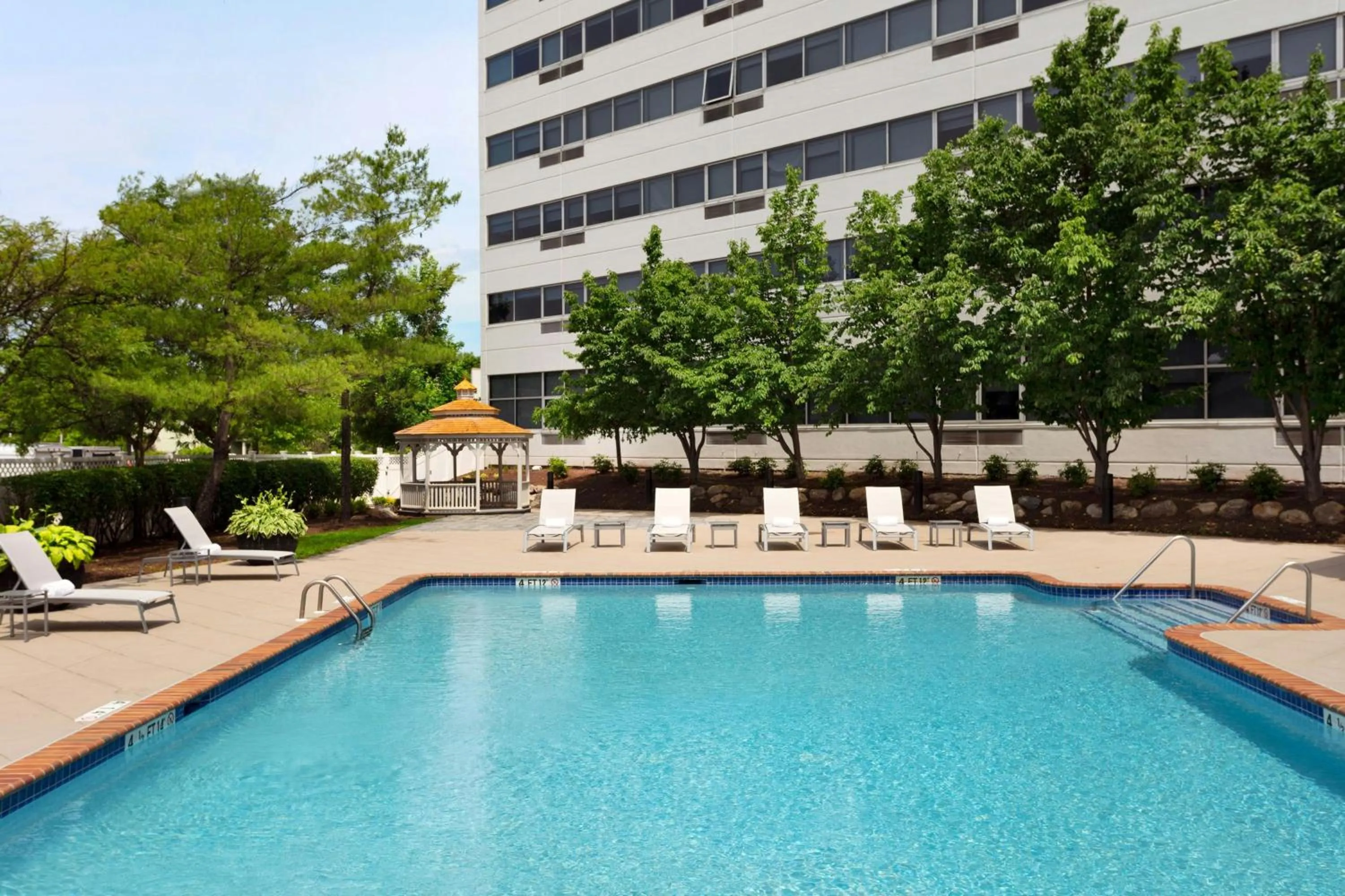Swimming pool in Delta Hotels by Marriott Woodbridge