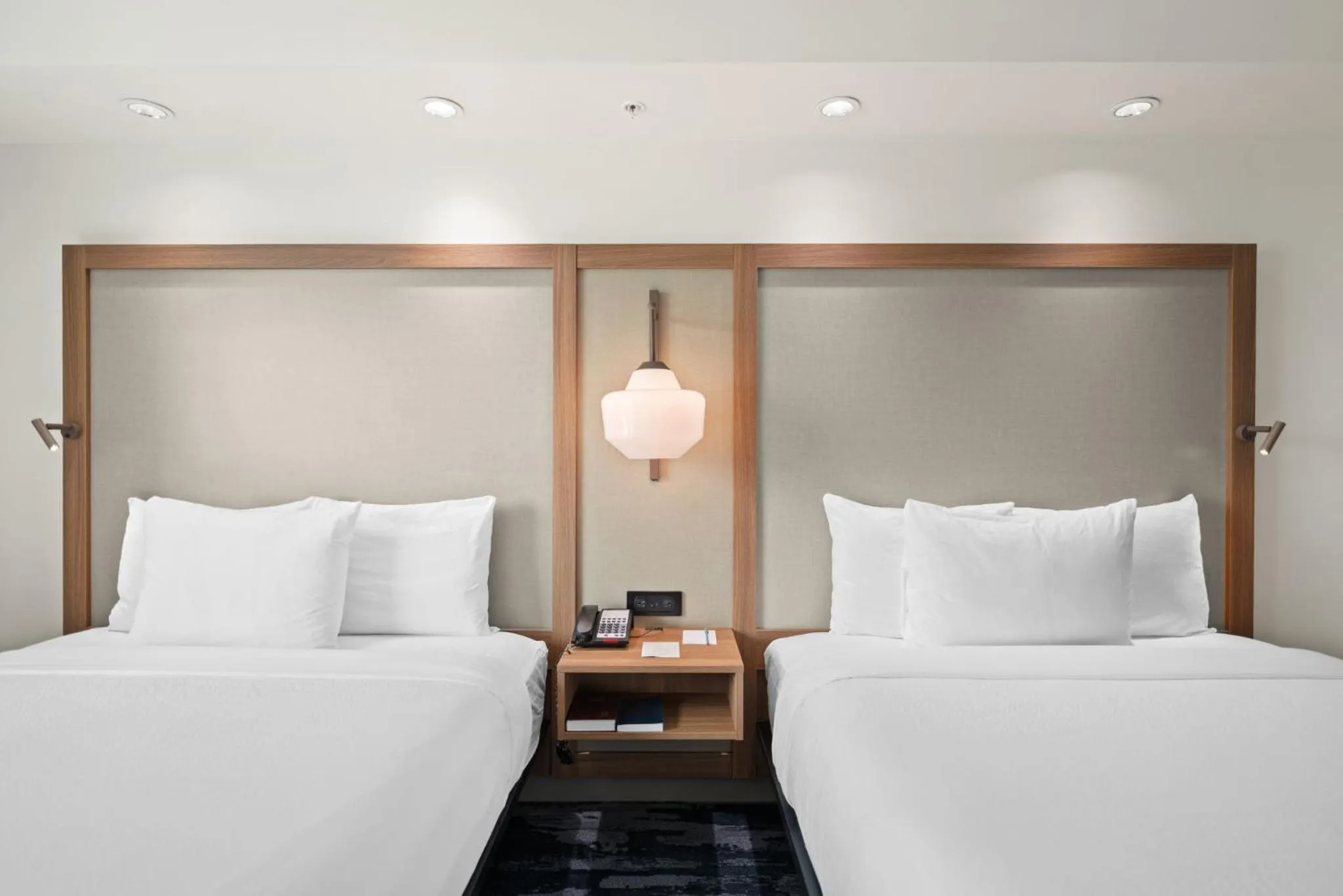 Bedroom, Bed in Fairfield Inn & Suites Fort Lauderdale Airport & Cruise Port