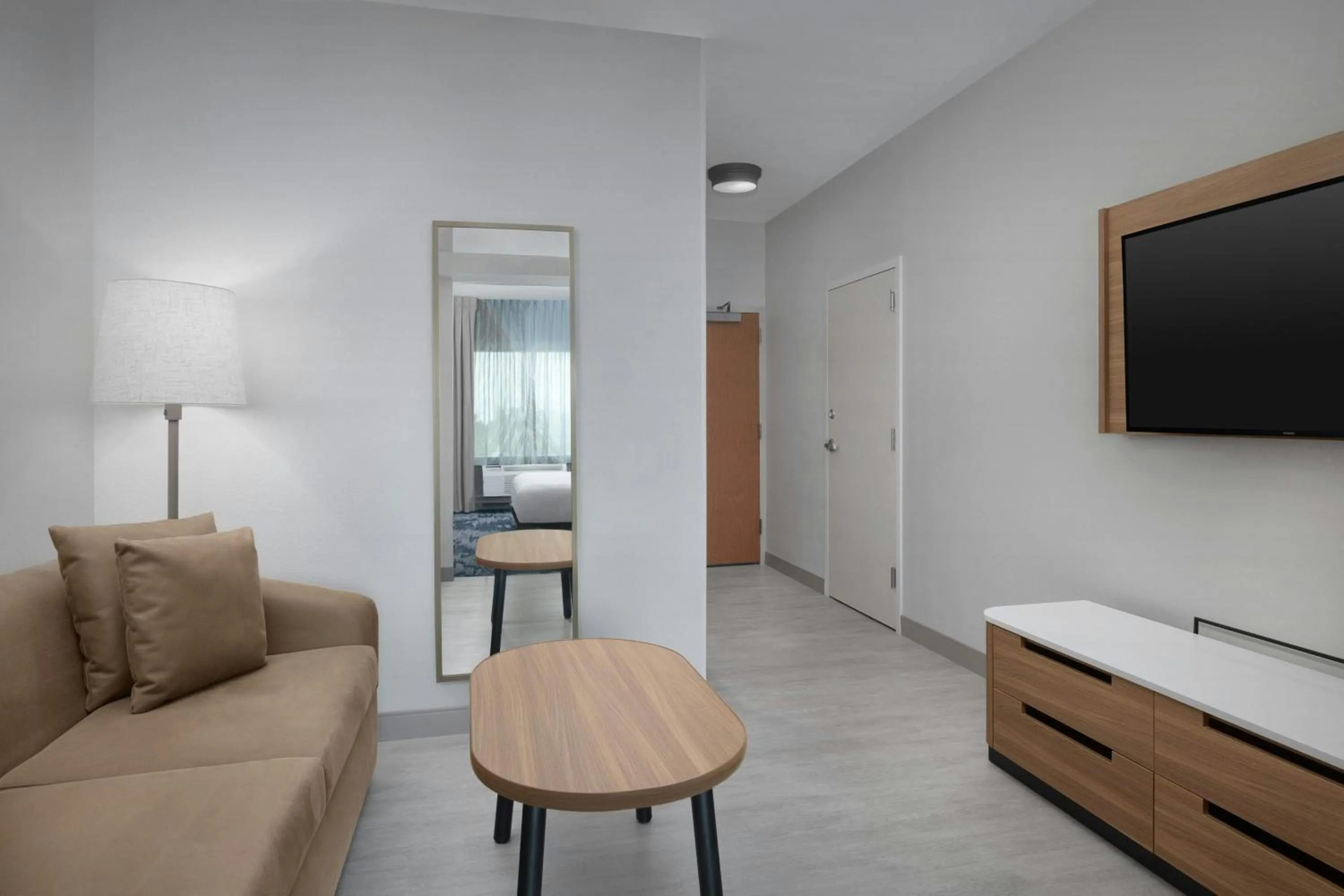 Living room, Bed in Fairfield Inn & Suites Fort Lauderdale Airport & Cruise Port