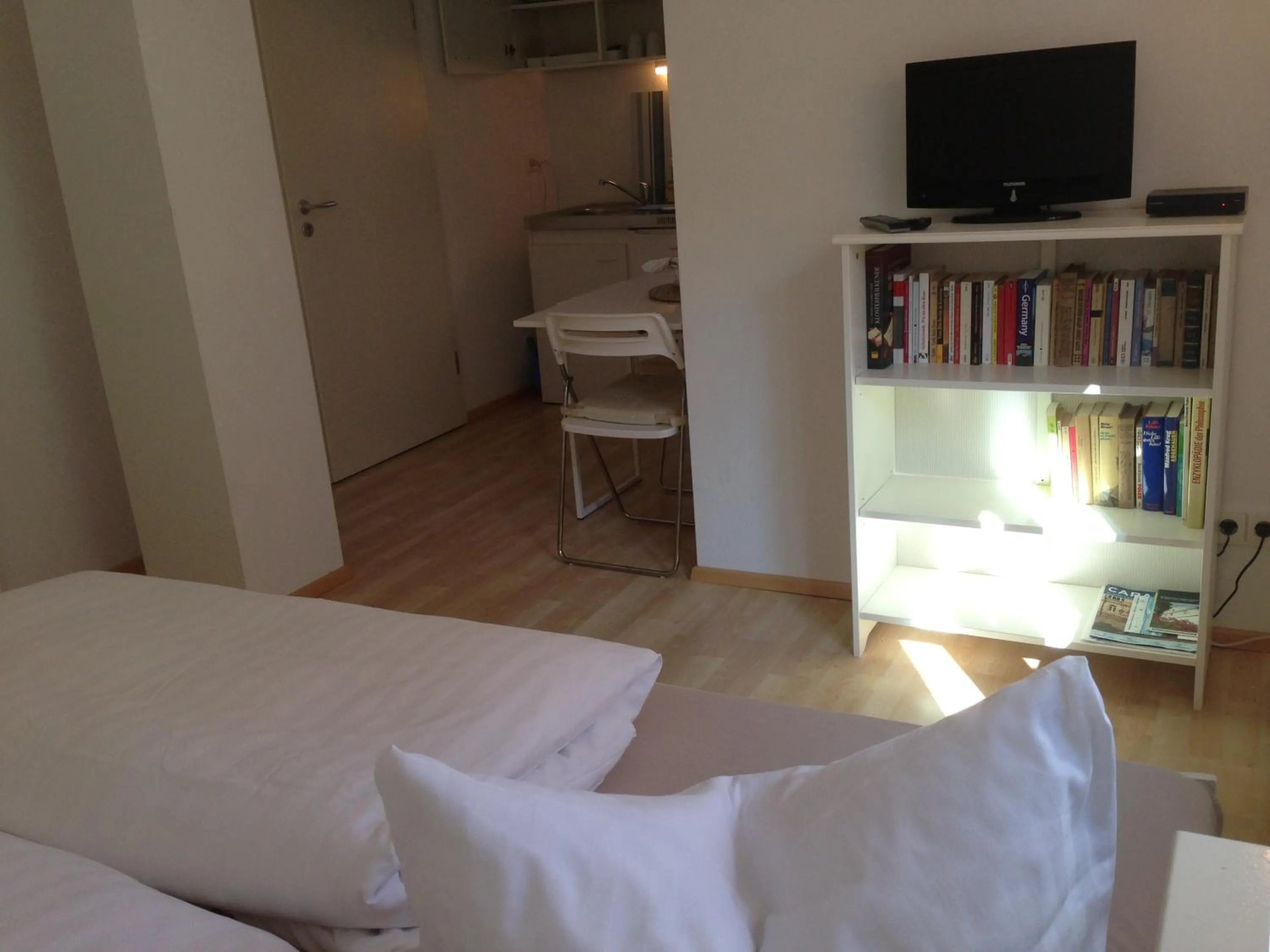 Bed in Petite Bellevue II