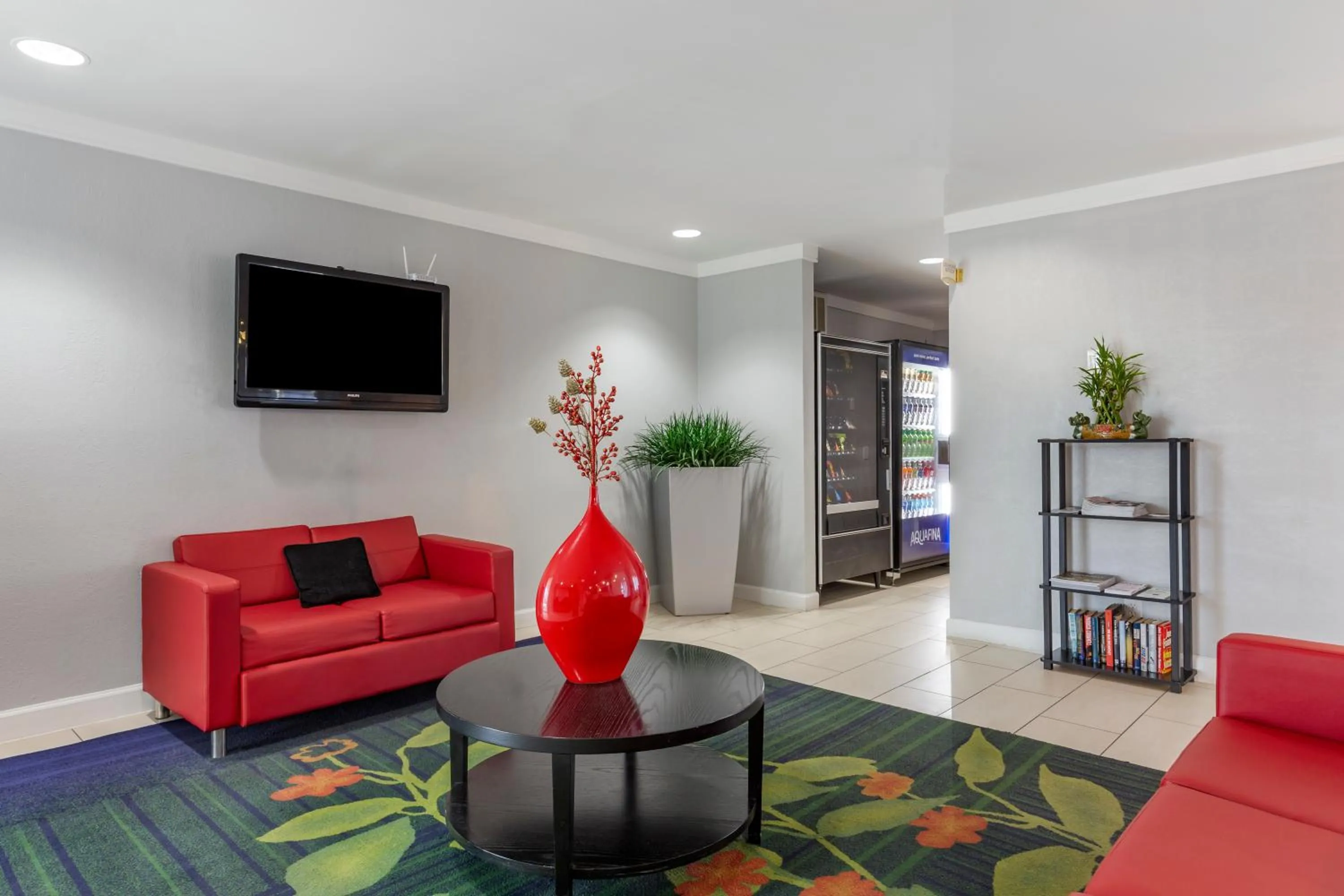 Lobby or reception in Quality Inn Fayetteville near Fort Bragg