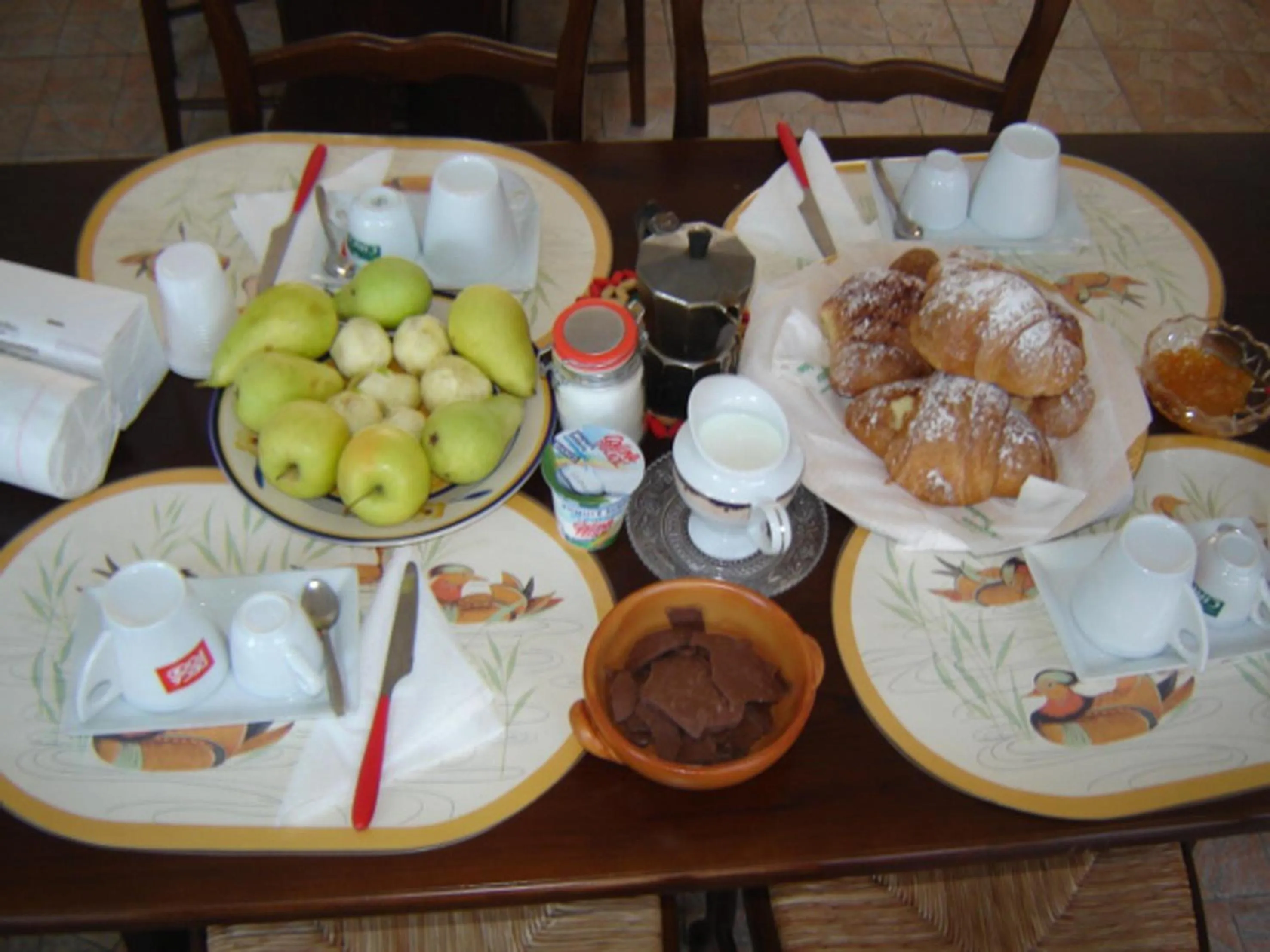 Italian breakfast in AL BORGO VACANZE B&B