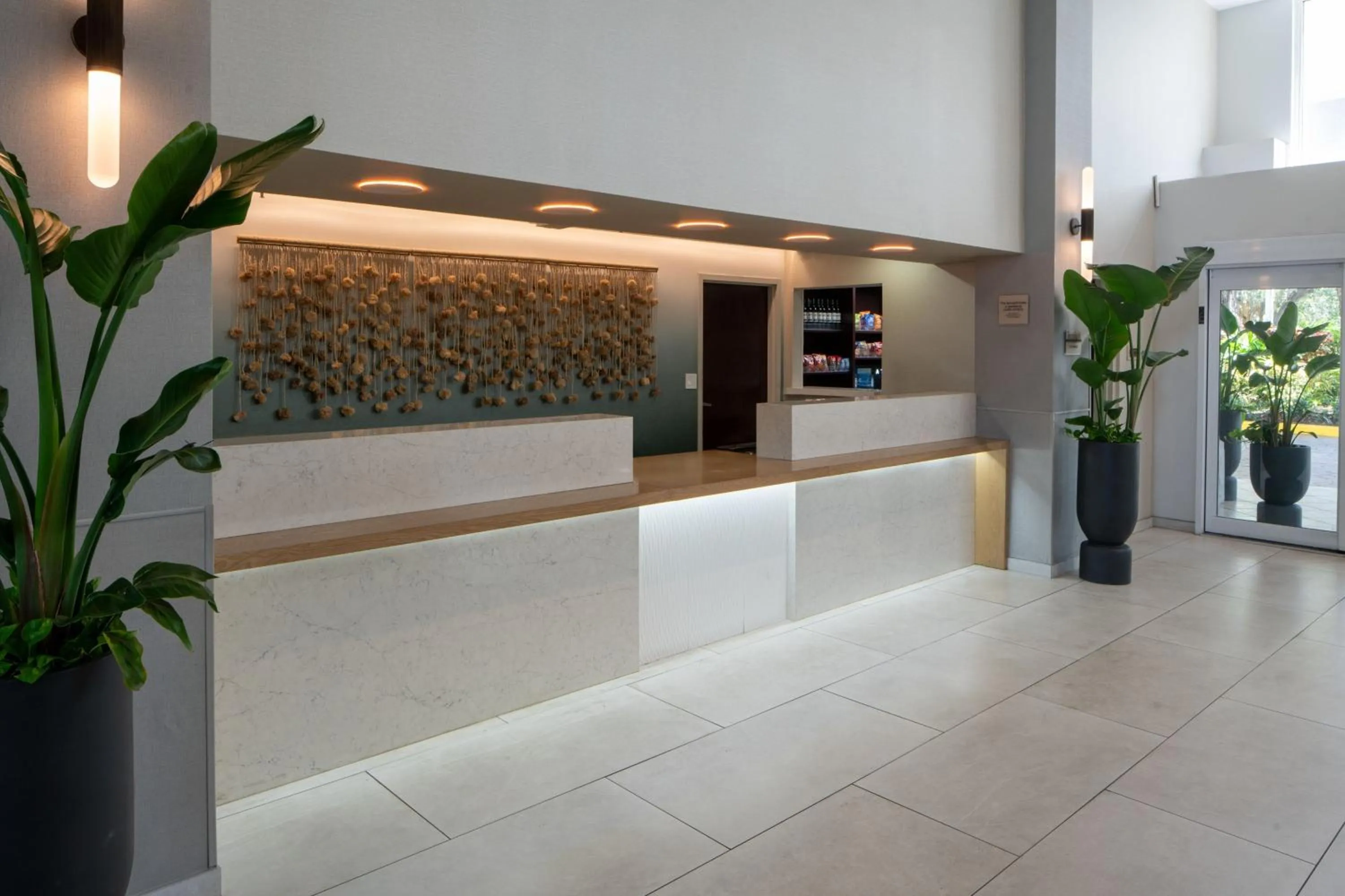 Lobby or reception in SpringHill Suites Fort Lauderdale Airport