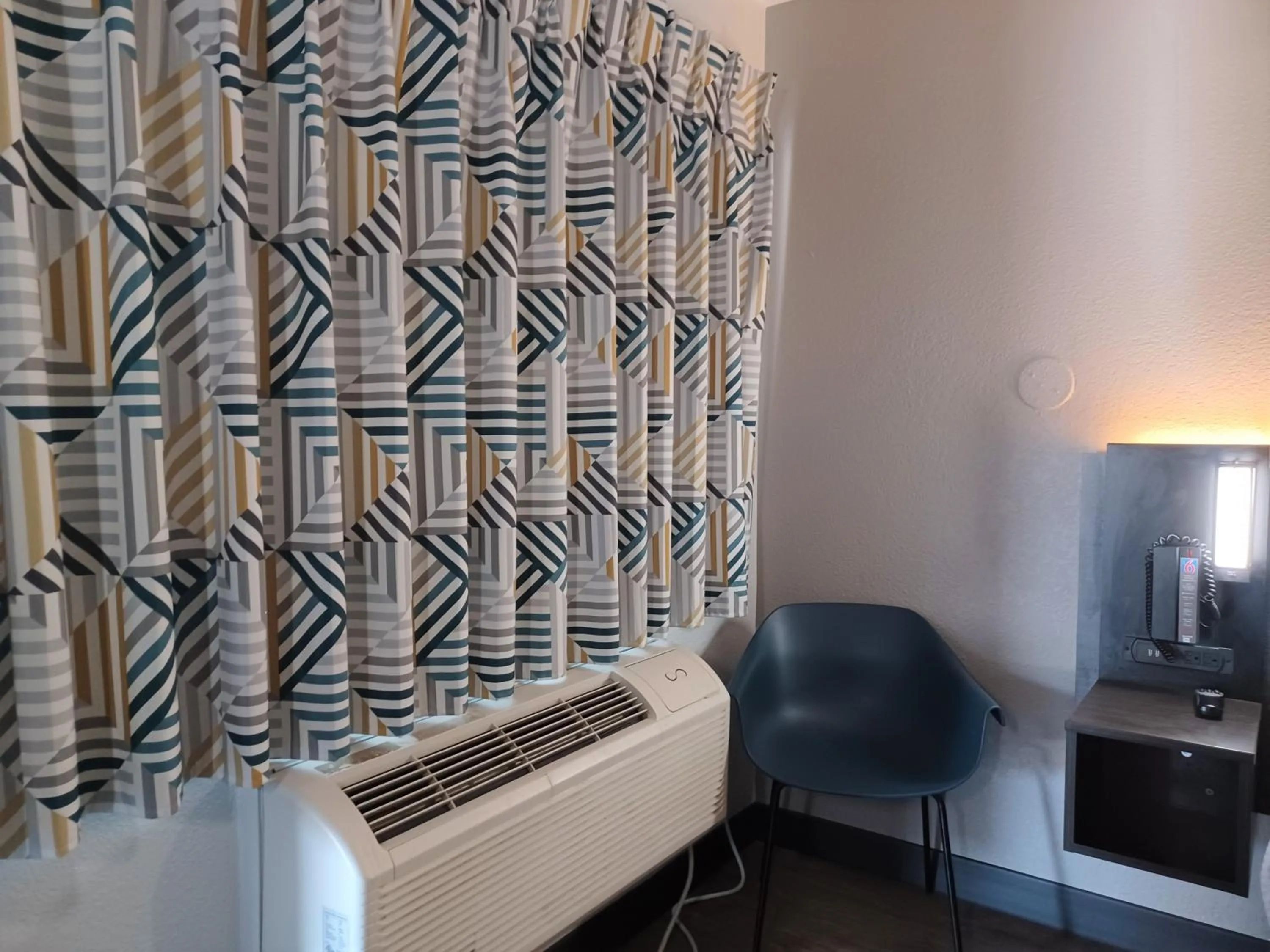 Bedroom in Motel 6-Fresno, CA - Blackstone North