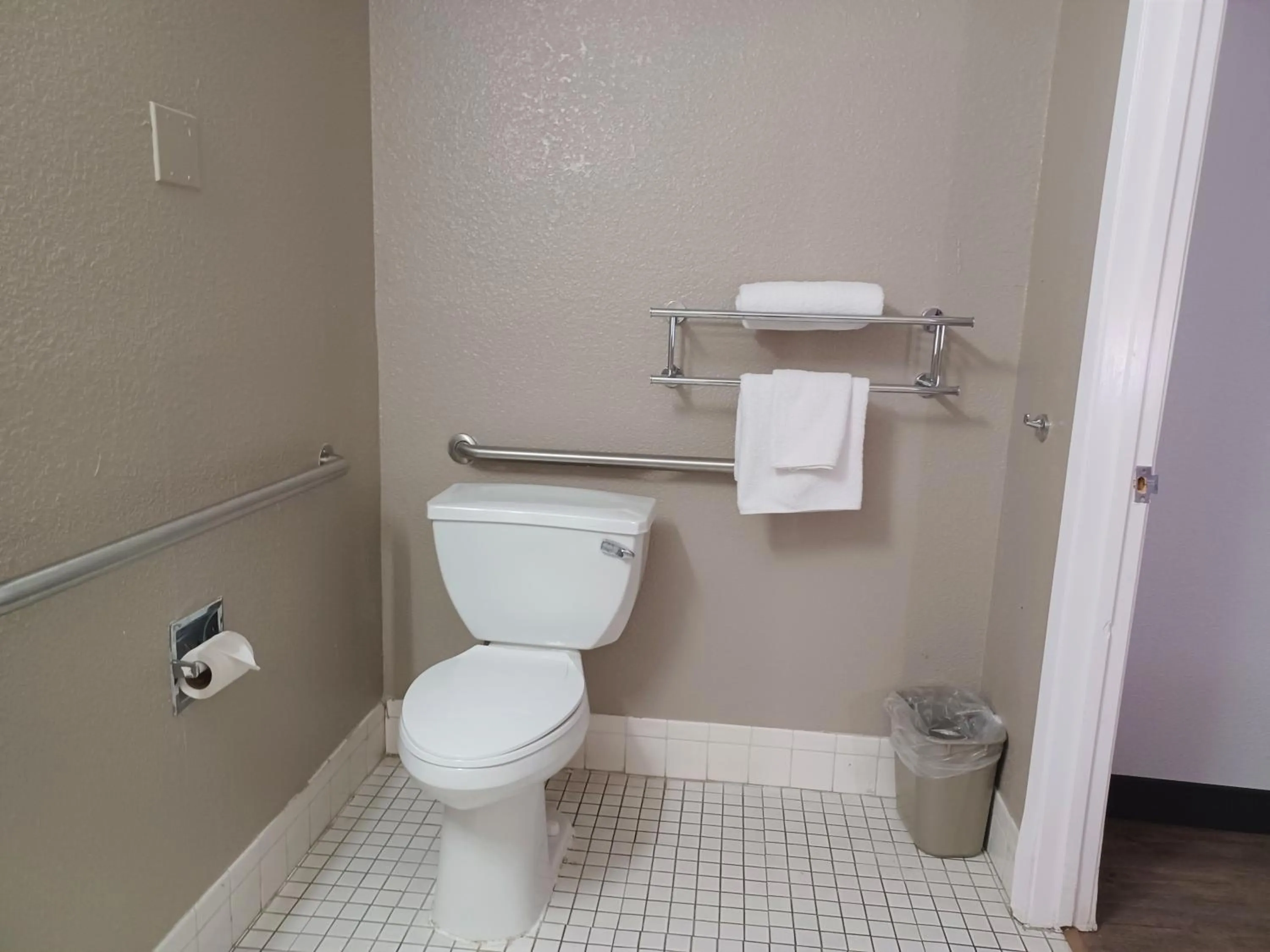 Bathroom in Motel 6-Fresno, CA - Blackstone North