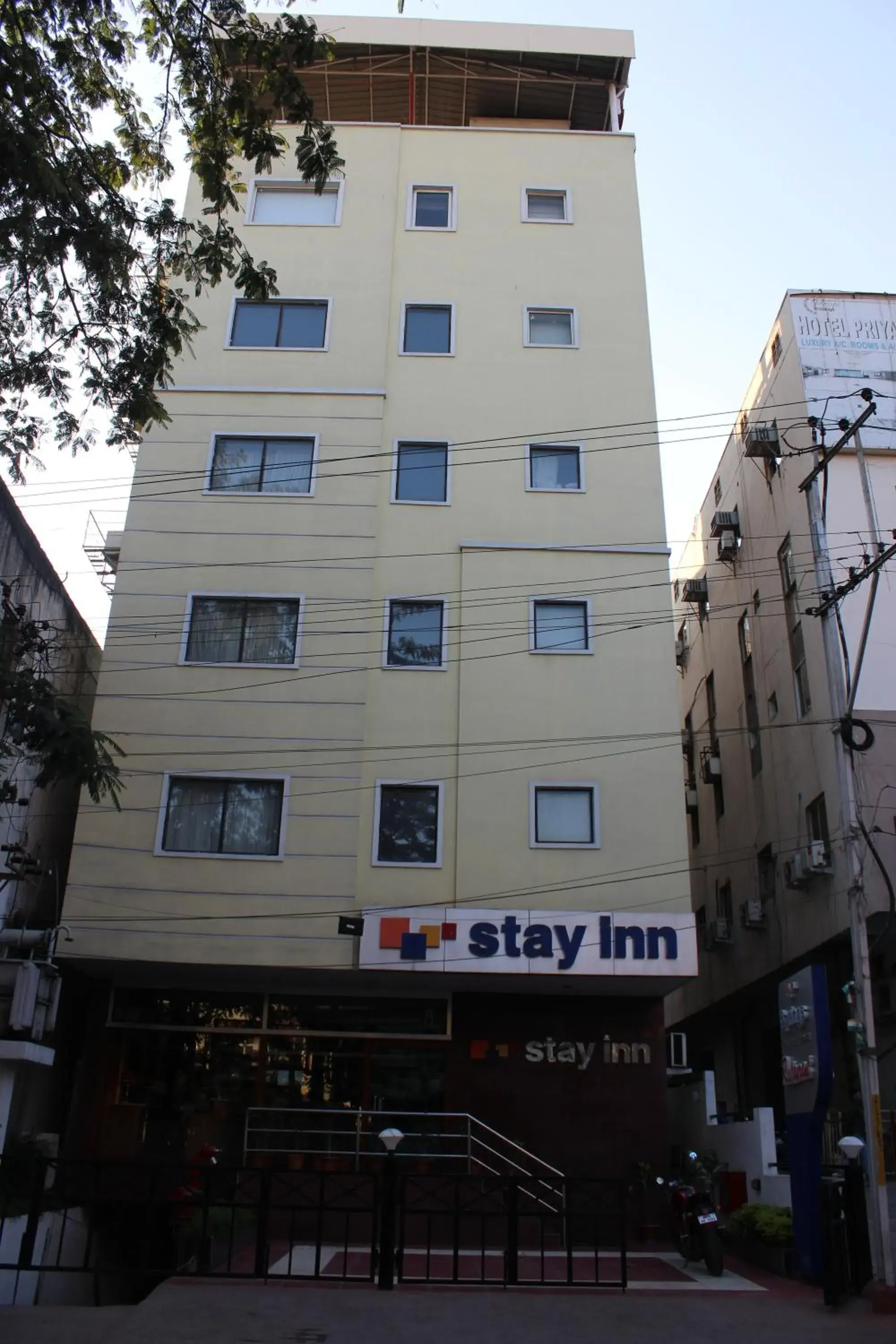Property building in Hotel Stay Inn Property building in Hotel Stay Inn