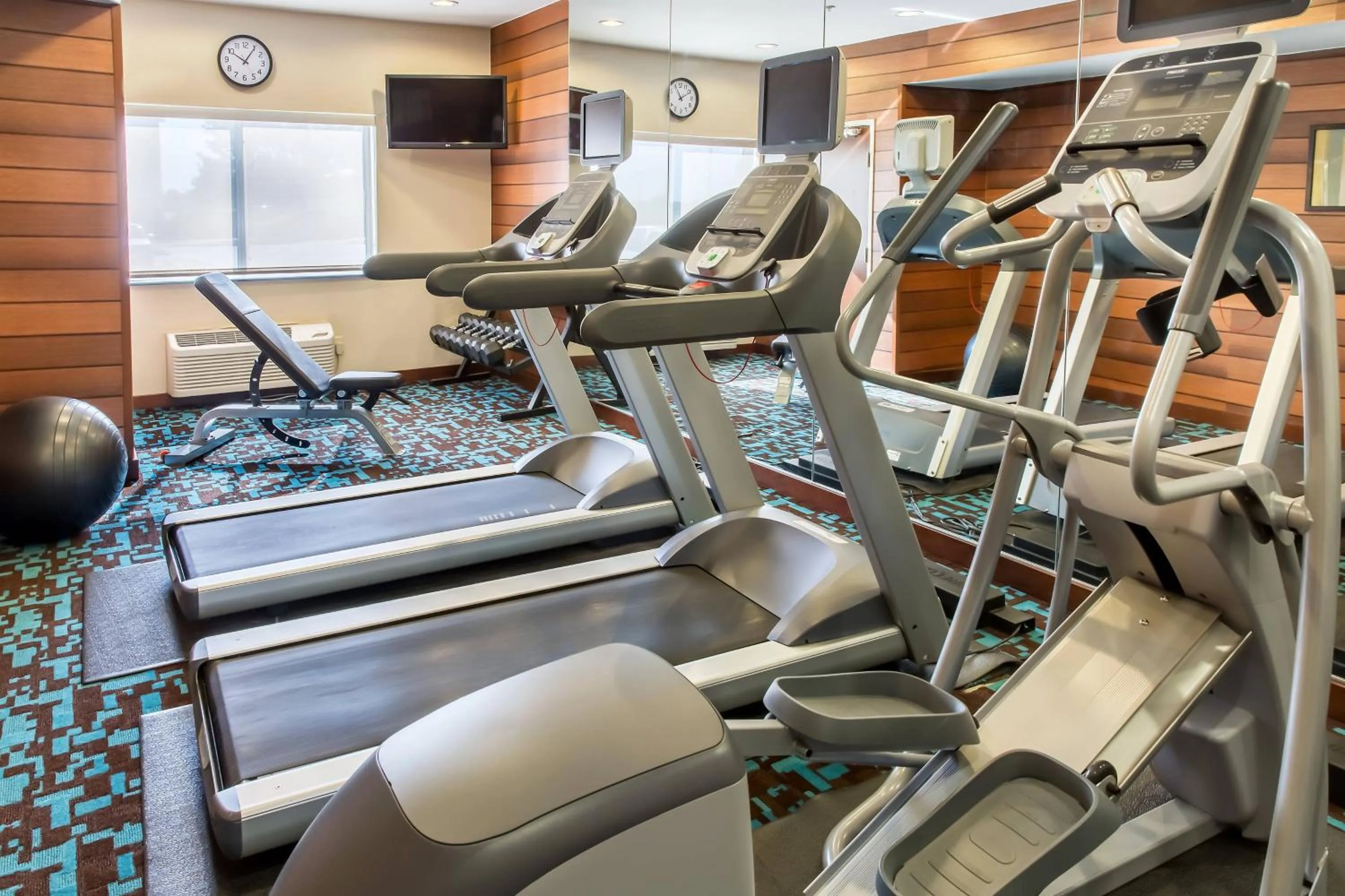 Fitness centre/facilities in Fairfield Inn & Suites Sioux Falls