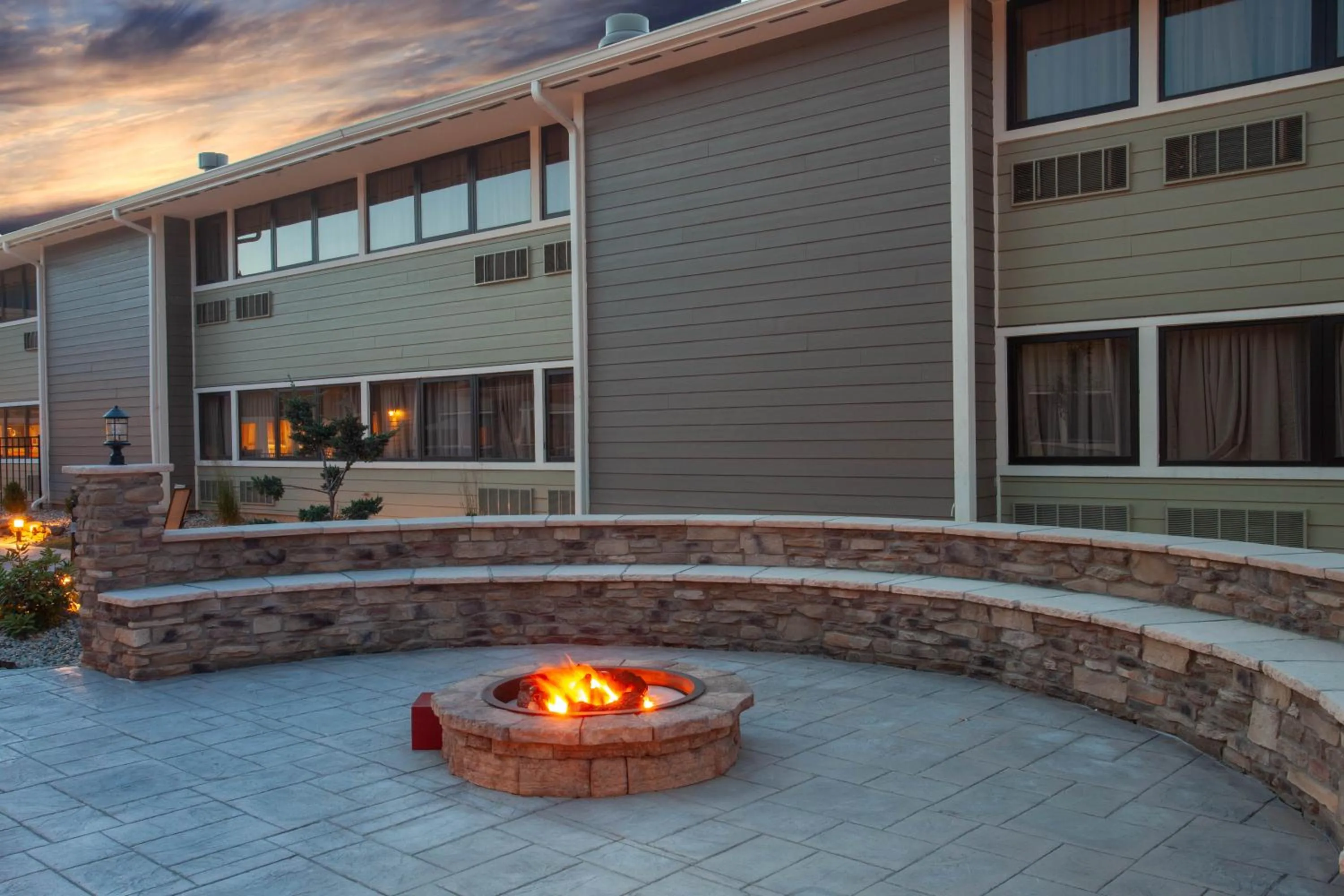 Patio in Wyndham Garden Fort Wayne