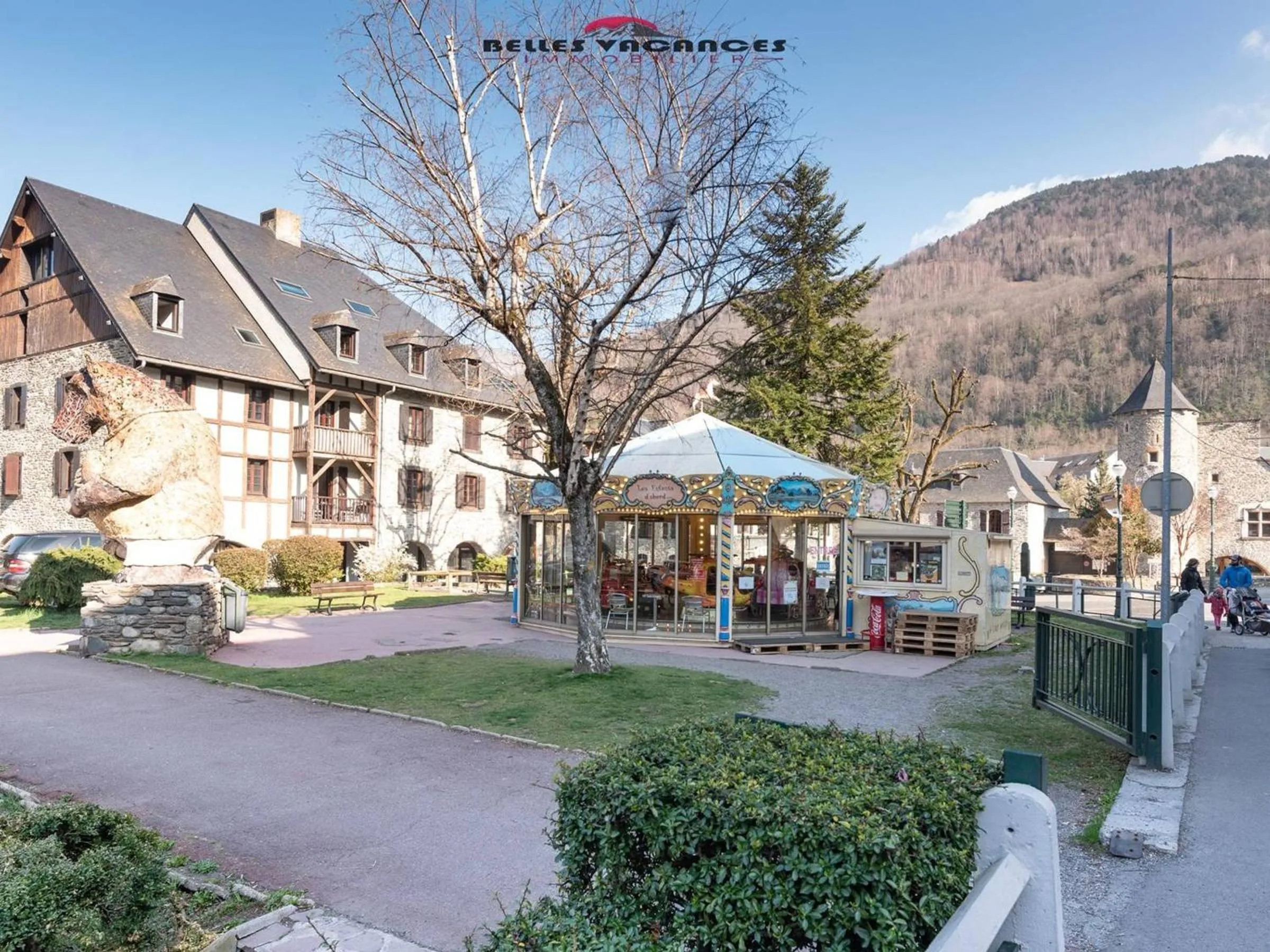 Appartement 4 pers avec terrasse, parking privé, proche thermes et remontées mécaniques - FR-1-296-198