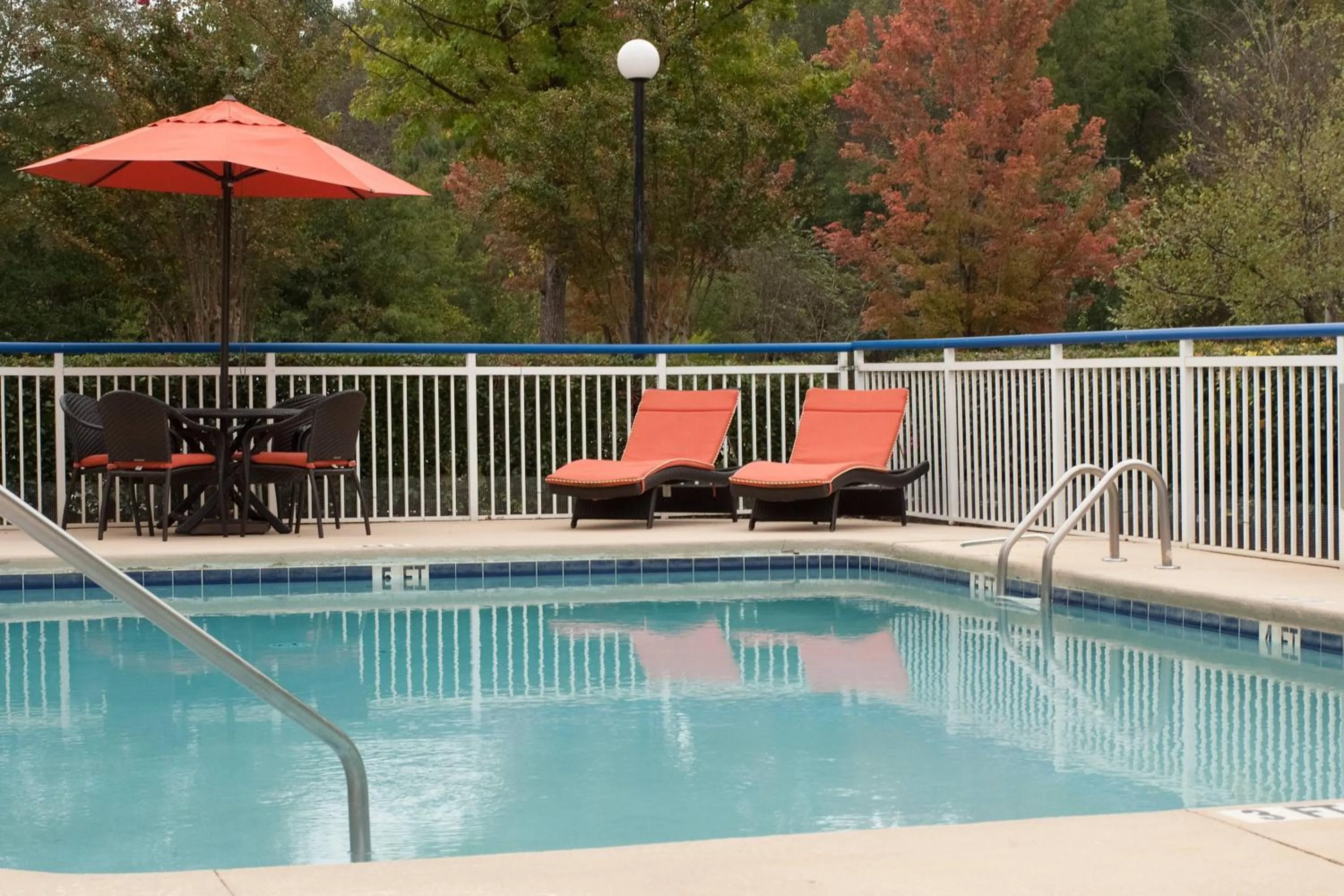 Swimming pool in Fairfield Inn Greenville Spartanburg Airport