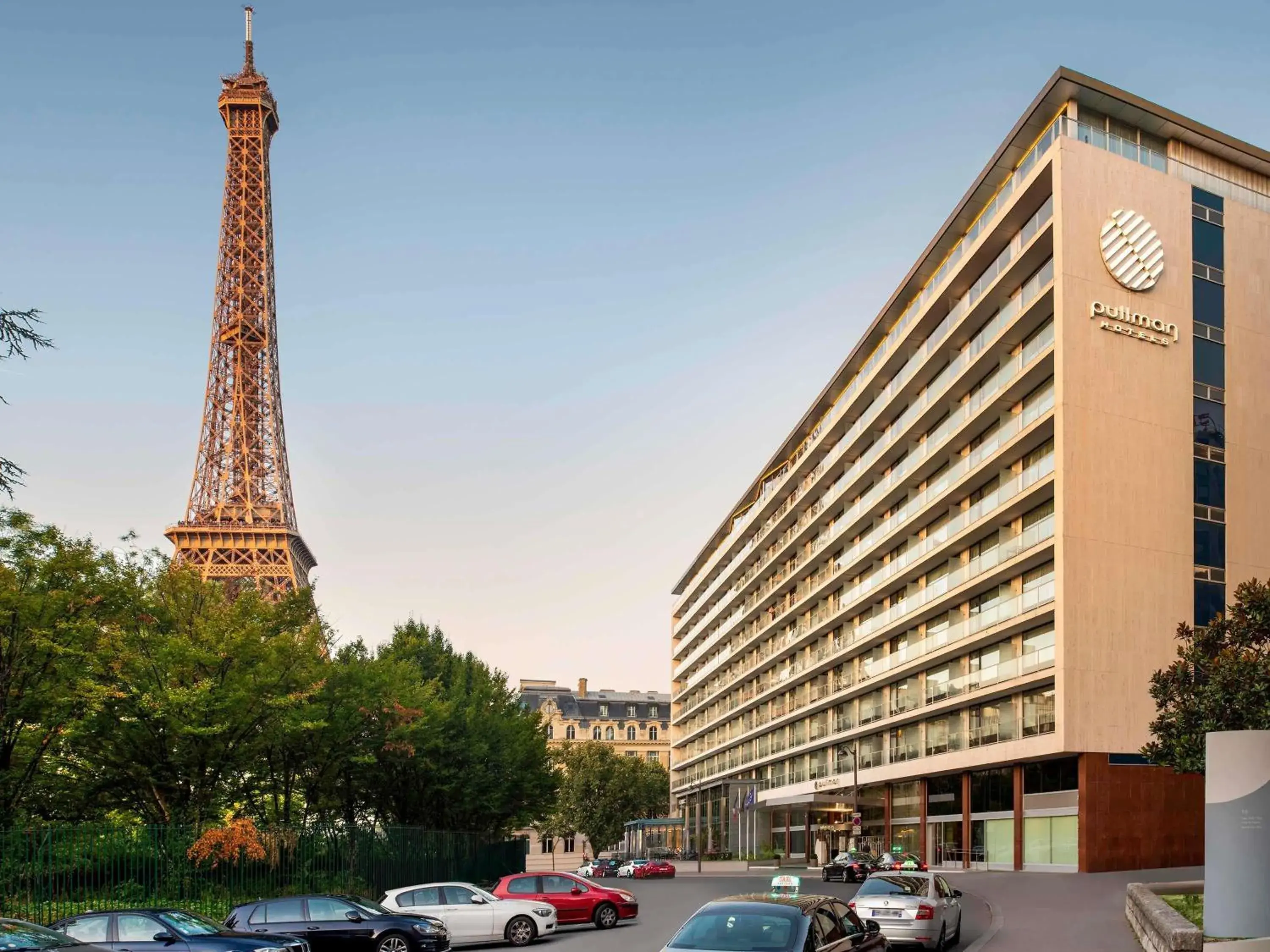 Property building in Pullman Paris Tour Eiffel Property building in Pullman Paris Tour Eiffel