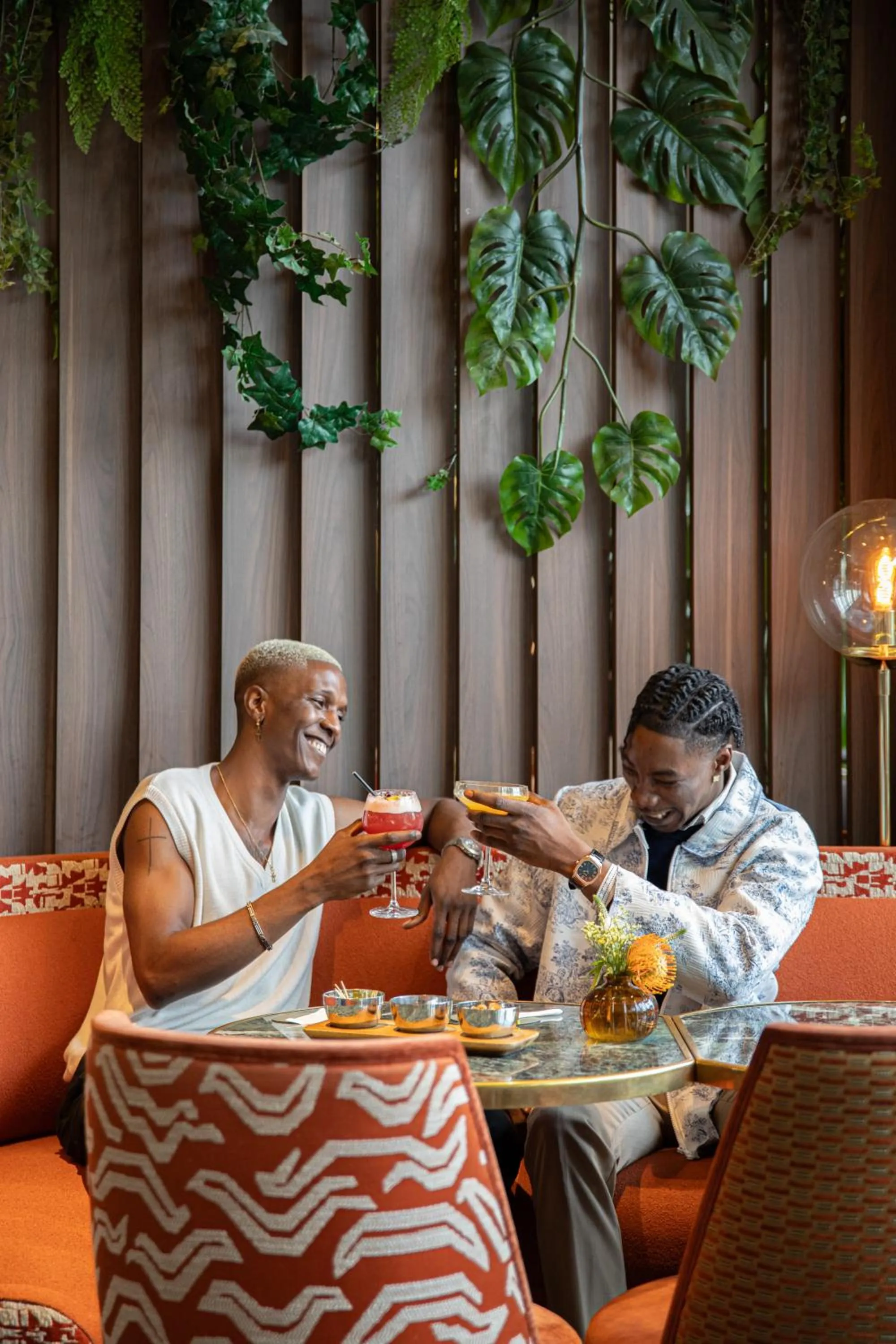 Restaurant/places to eat in Pullman Paris Tour Eiffel