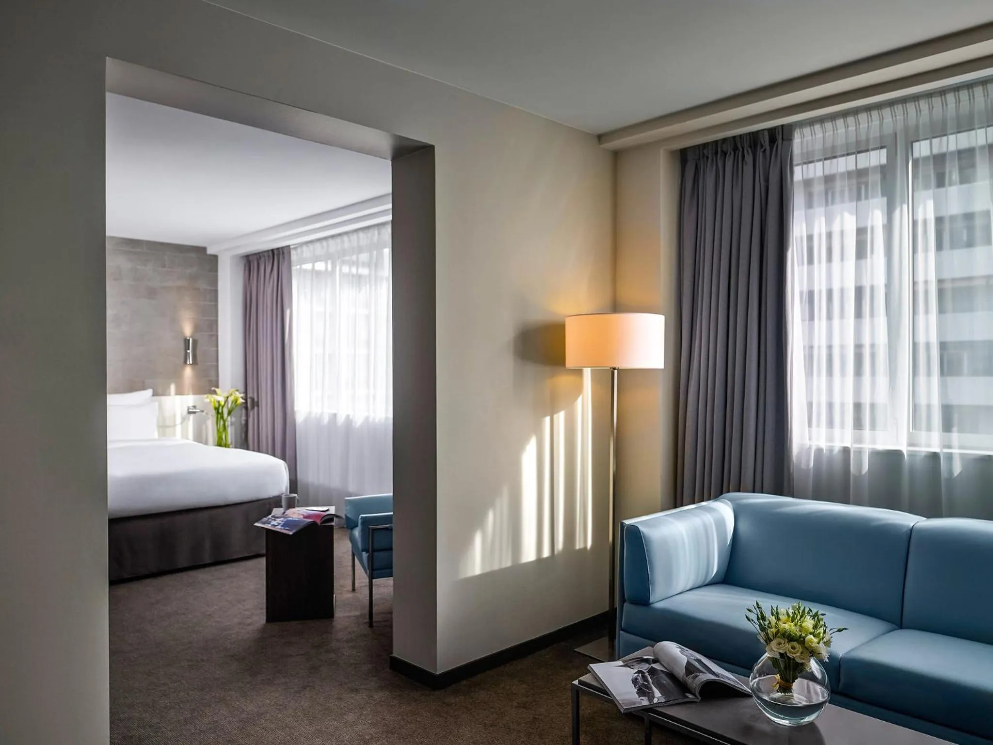 Bed in Pullman Paris Tour Eiffel