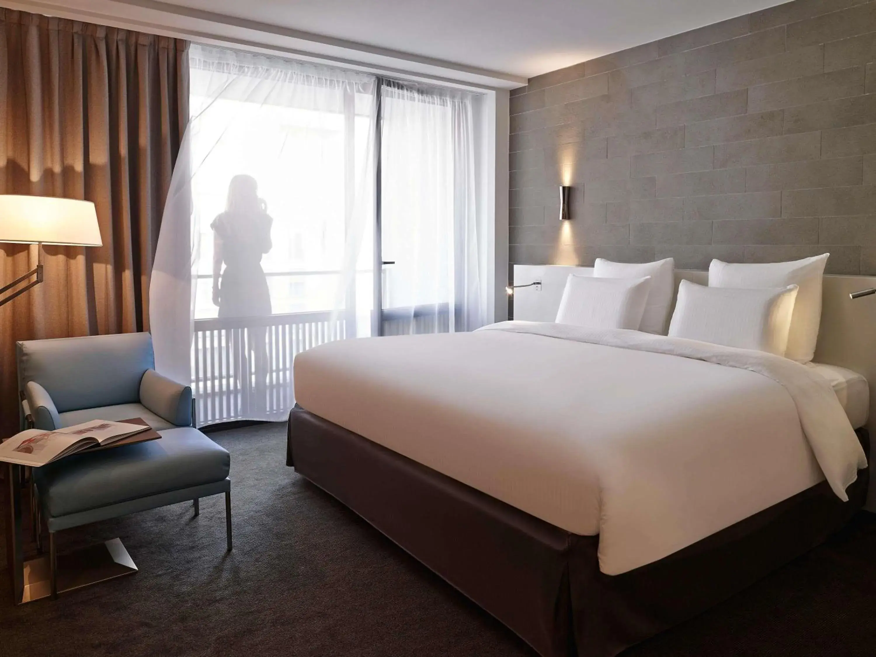 Bedroom, Bed in Pullman Paris Tour Eiffel Bedroom, Bed in Pullman Paris Tour Eiffel