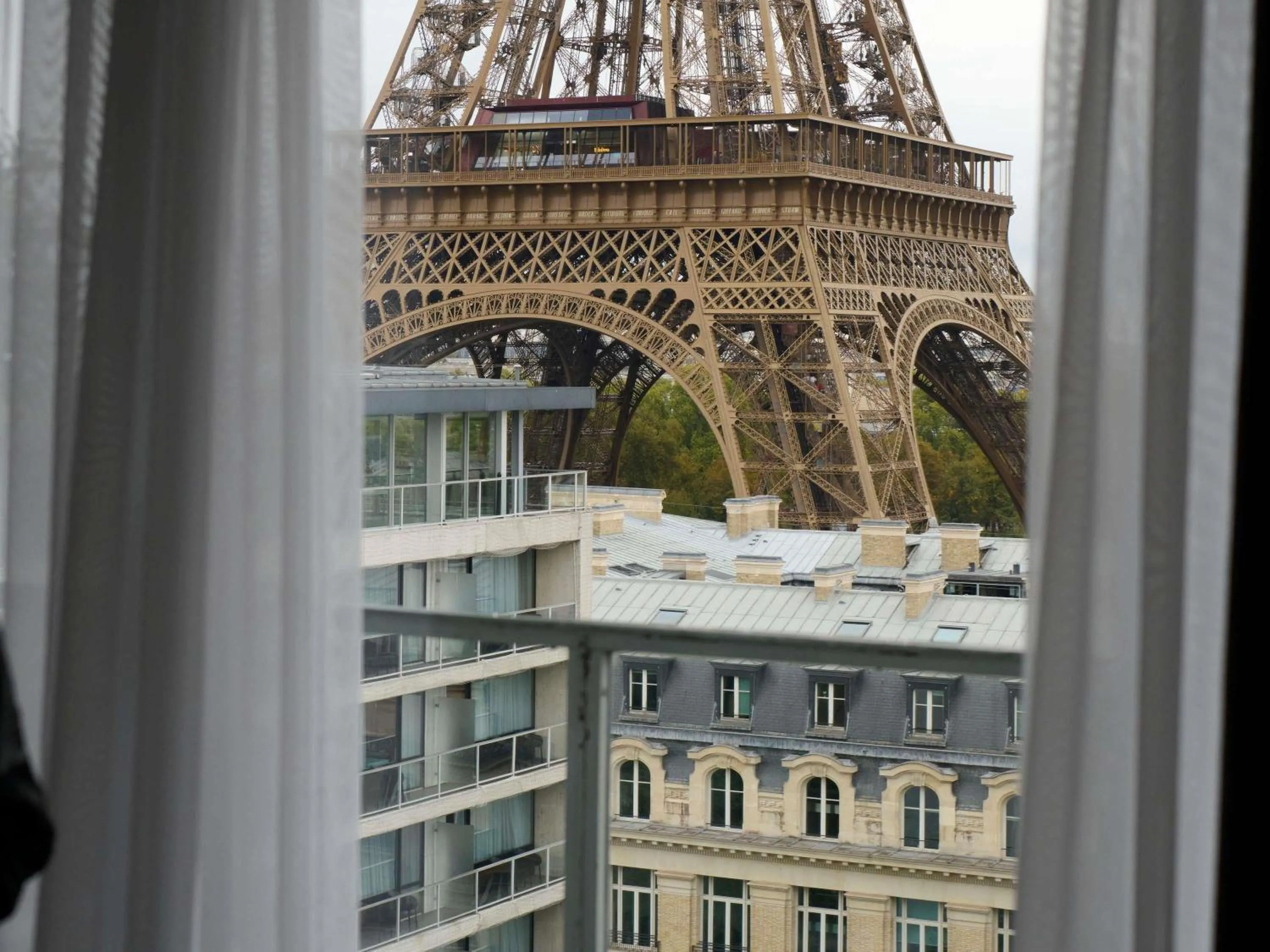 Bedroom in Pullman Paris Tour Eiffel