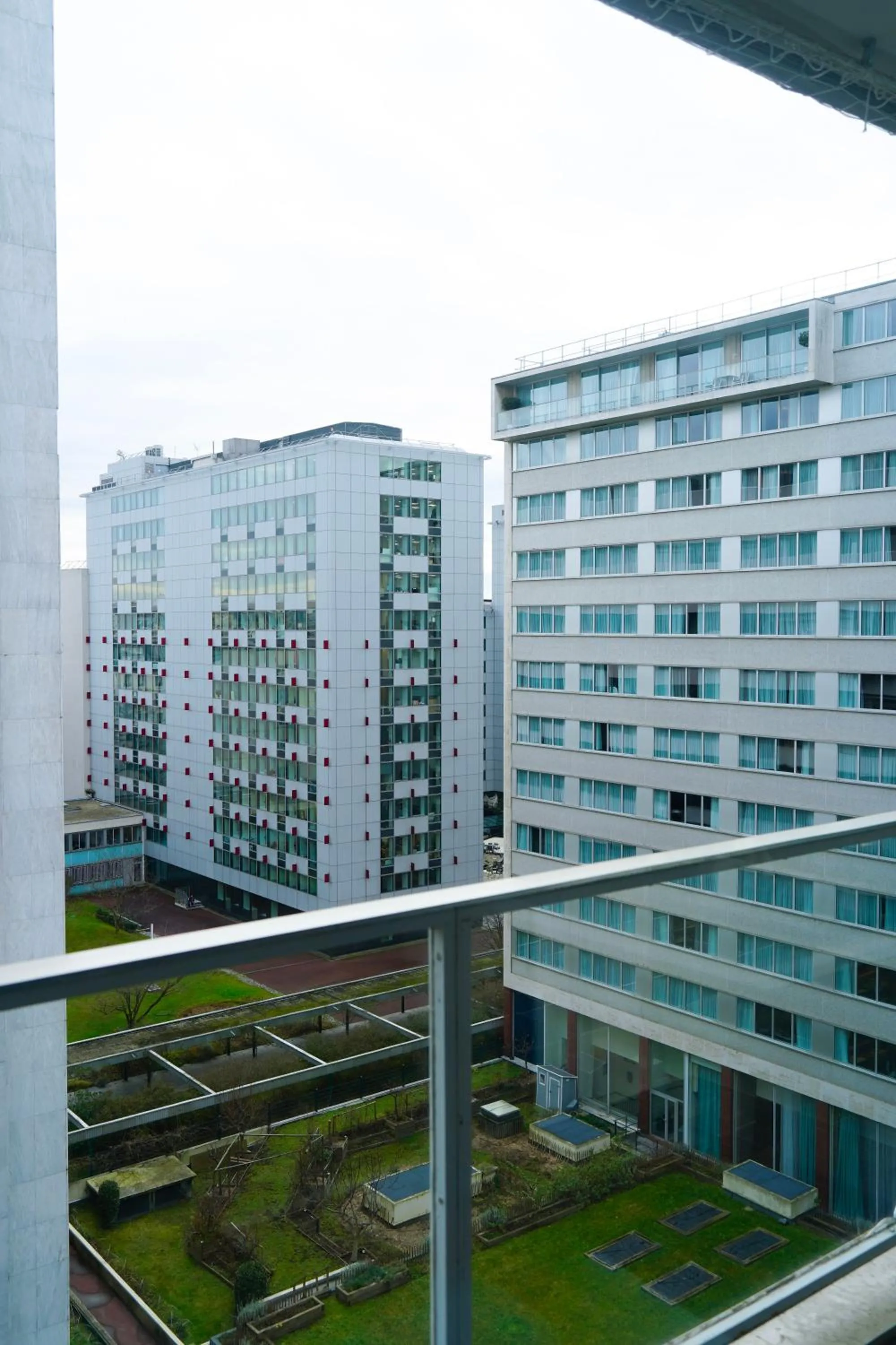 Garden view in Pullman Paris Tour Eiffel