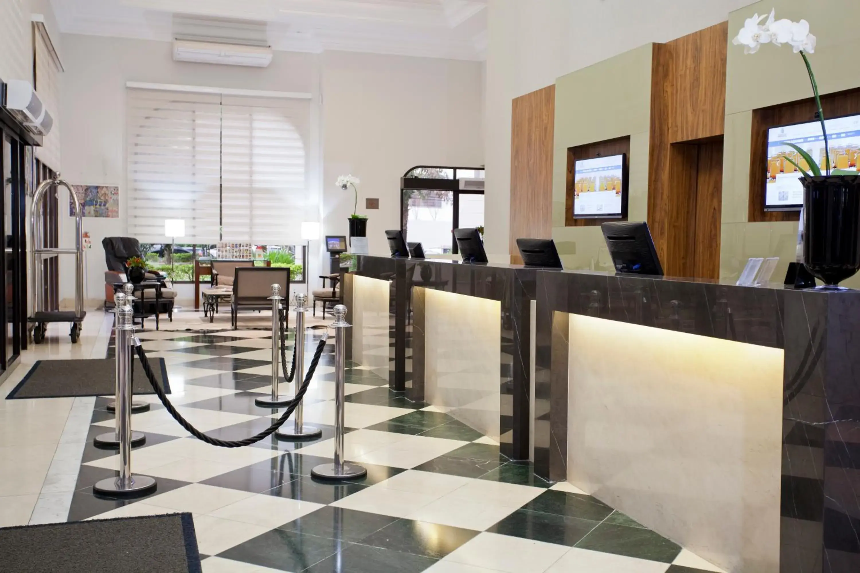 Lobby or reception in The World Hotels - Vila Olímpia Lobby or reception in The World Hotels - Vila Olímpia