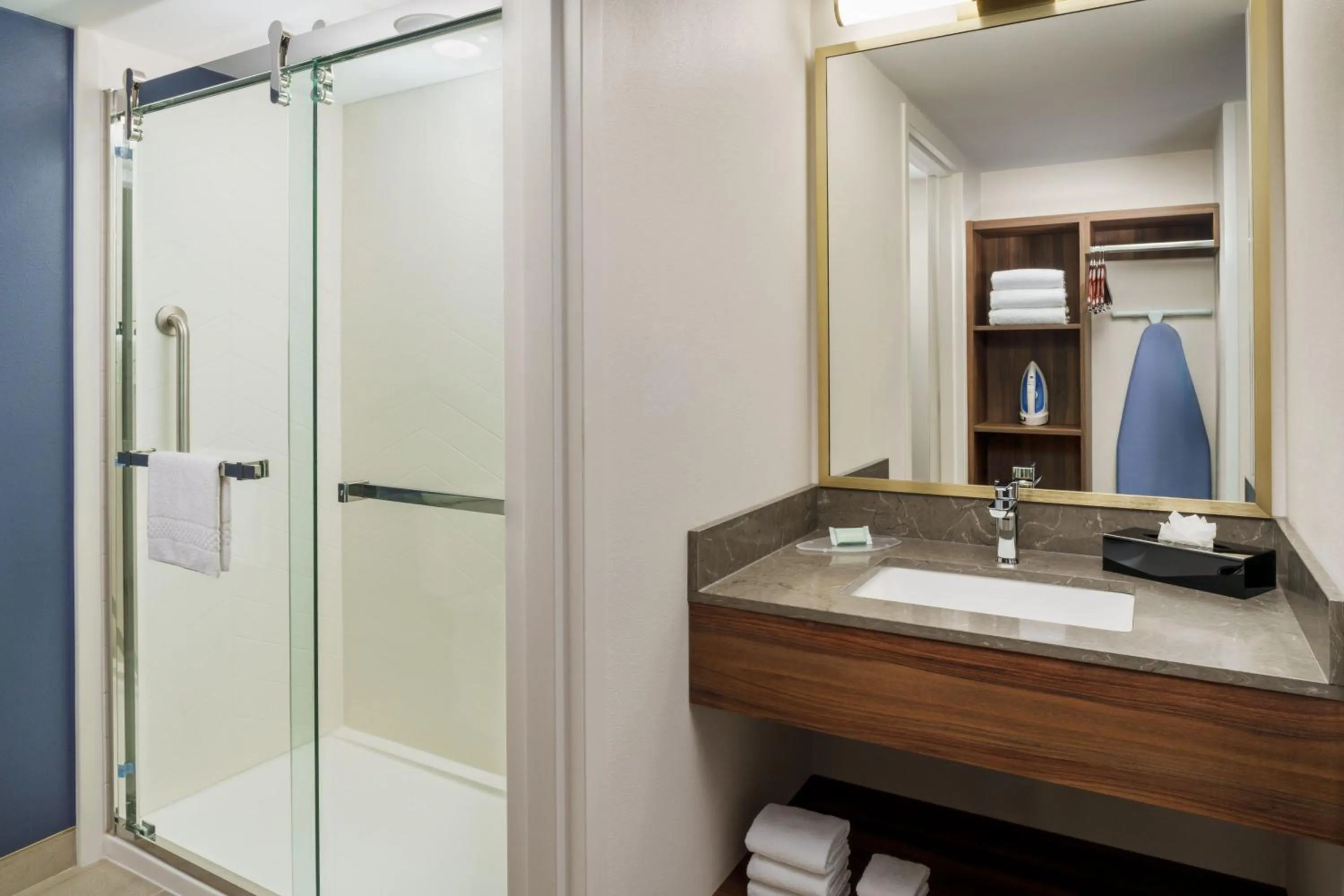 Bathroom in Fairfield Inn Harrisburg Hershey