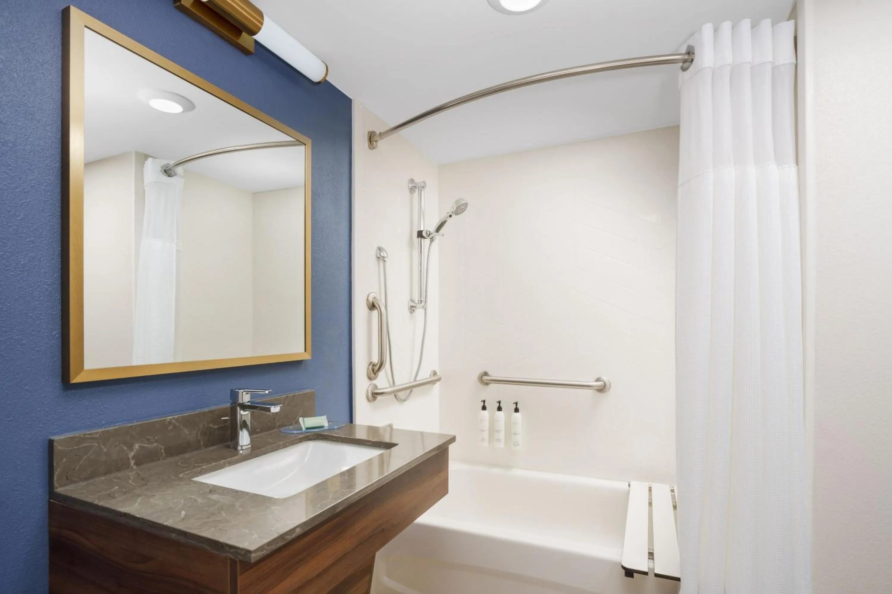 Photo of the whole room in Fairfield Inn Harrisburg Hershey