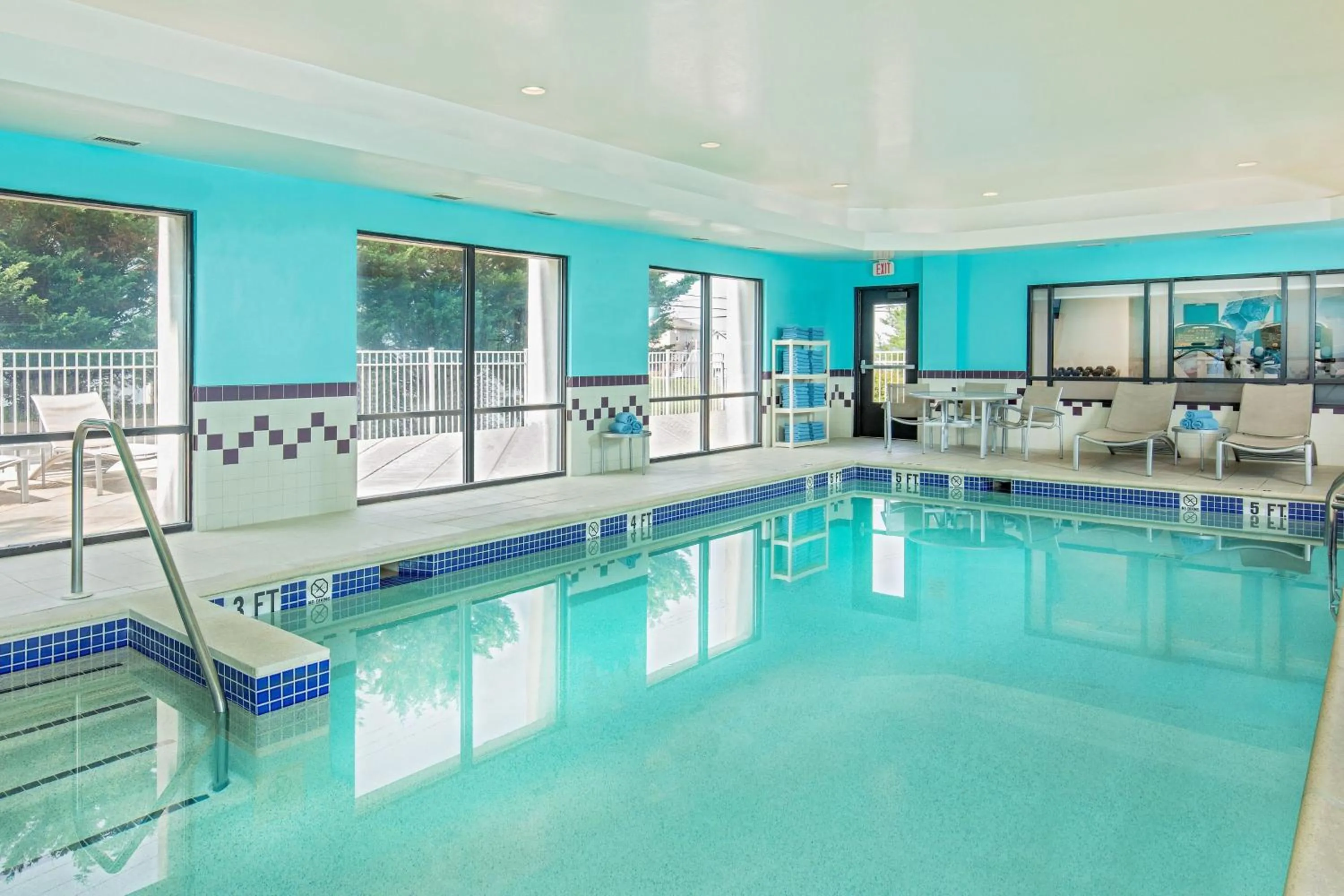 Swimming pool in SpringHill Suites by Marriott Hershey Near The Park