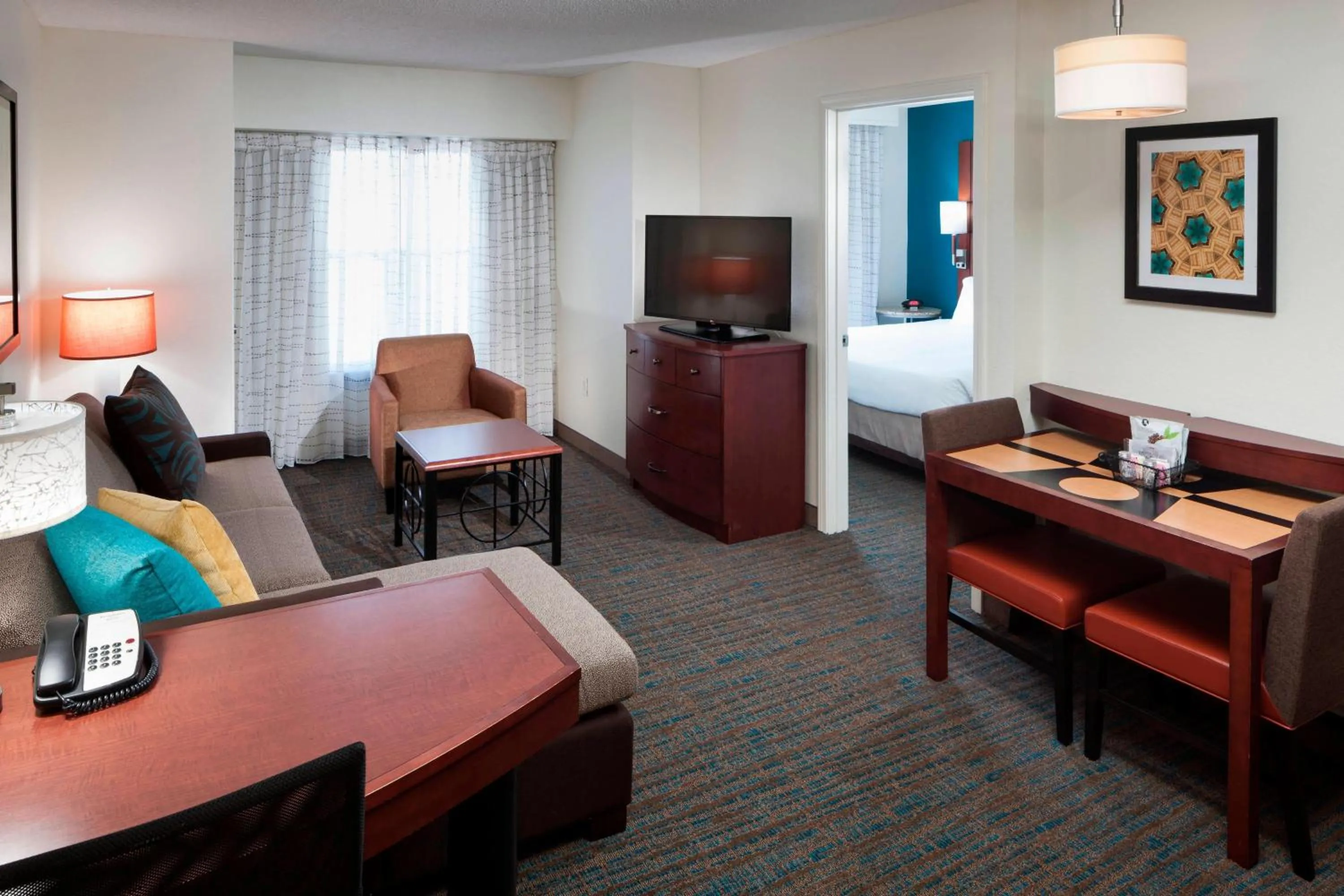 Living room, Bed in Residence Inn by Marriott Hattiesburg