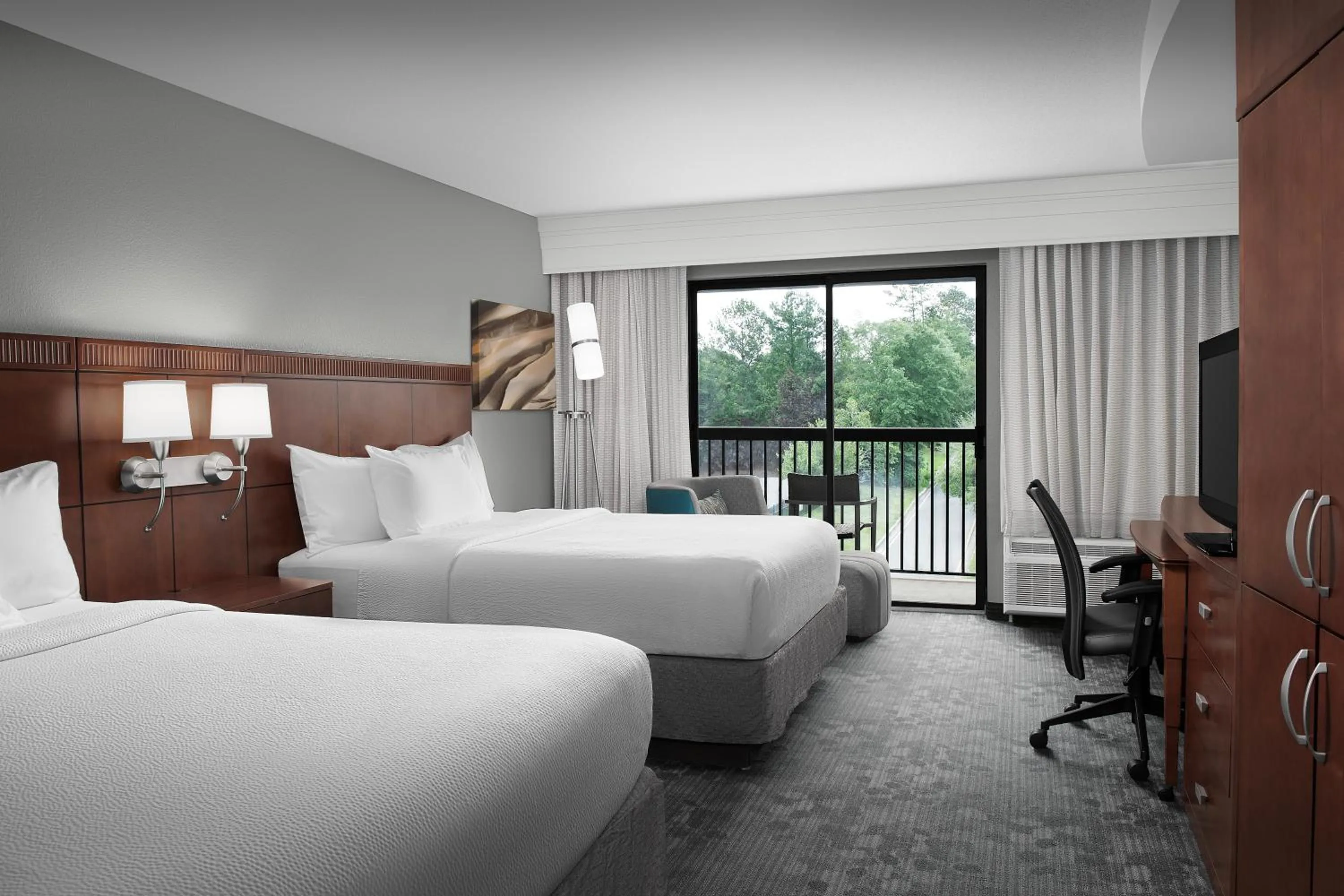 Bedroom, Bed in Courtyard by Marriott Hattiesburg