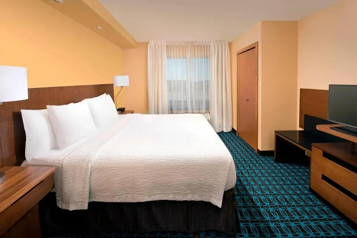 King Room in Fairfield Inn & Suites Houston Channelview King Room in Fairfield Inn & Suites Houston Channelview