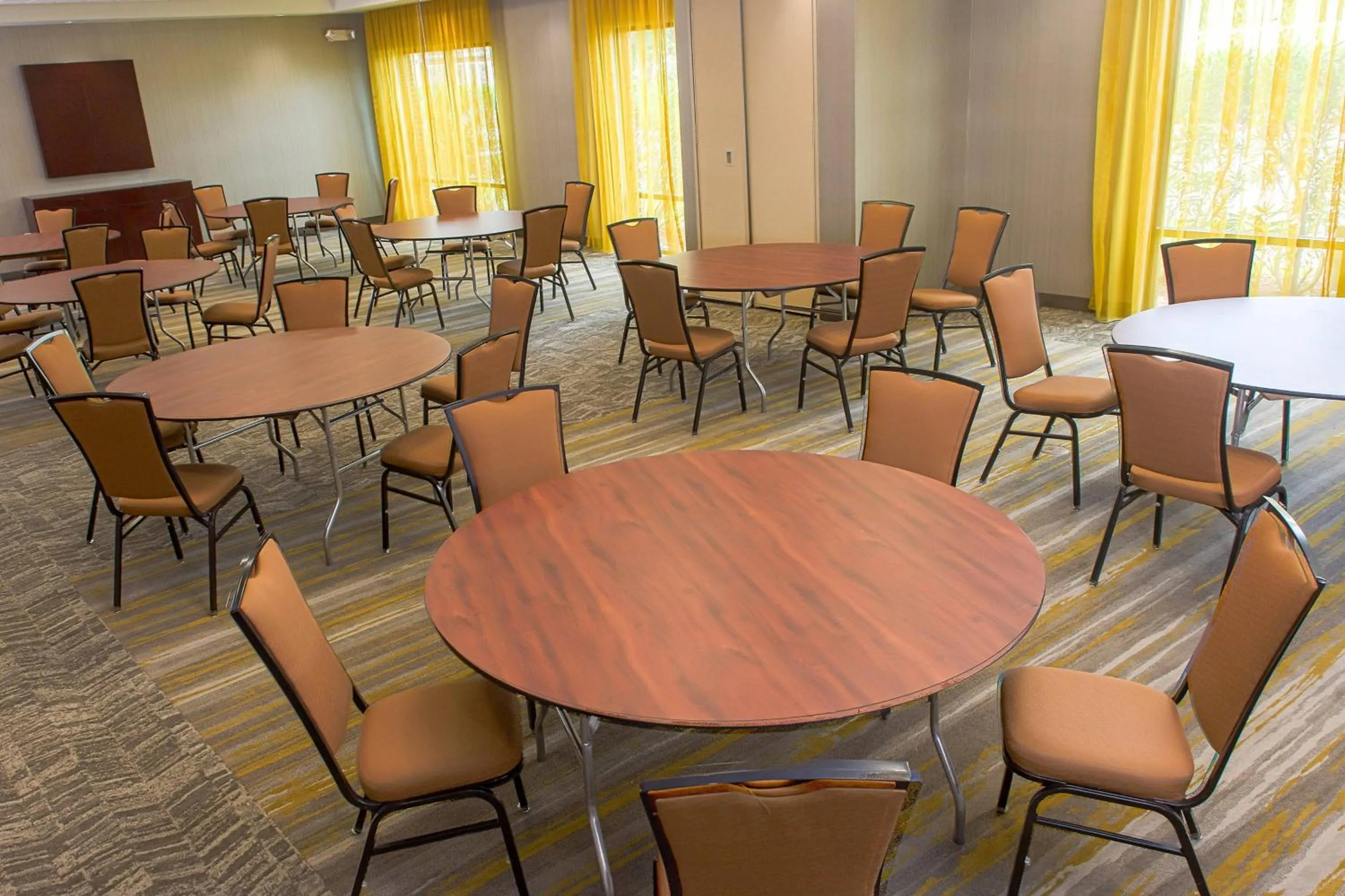 Meeting/conference room in SpringHill Suites Houston Pearland