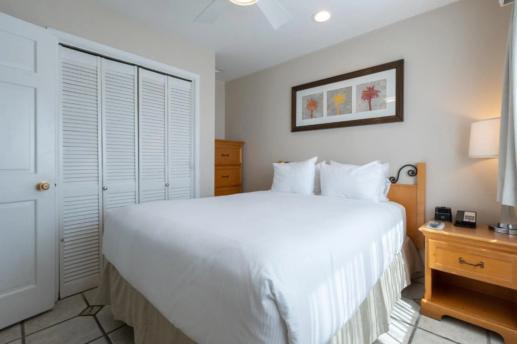 Bedroom, Bed in San Clemente Cove Resort