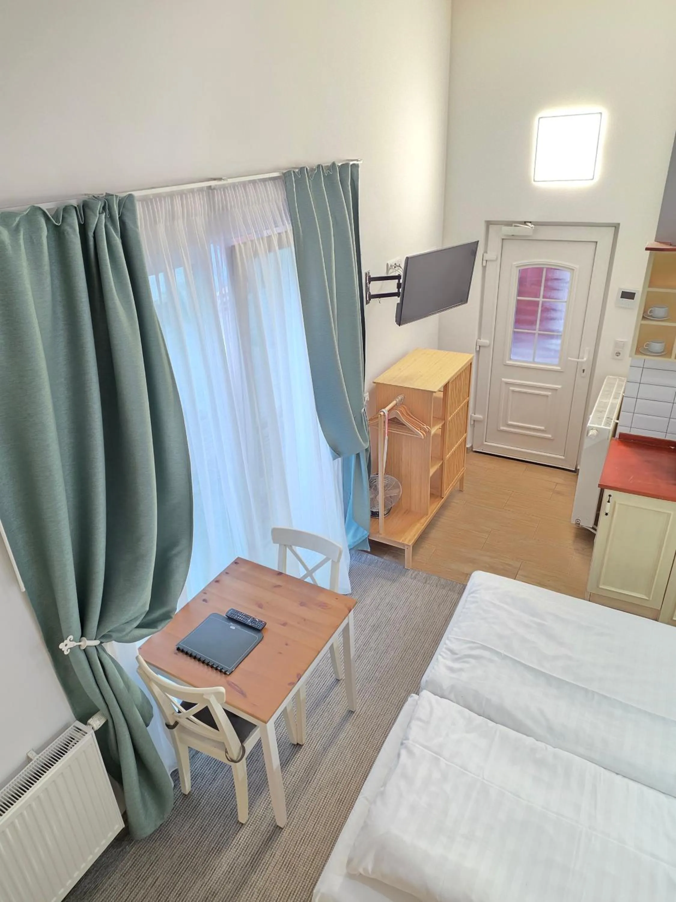 Photo of the whole room, Bed in Marcel Apartments Leipzig