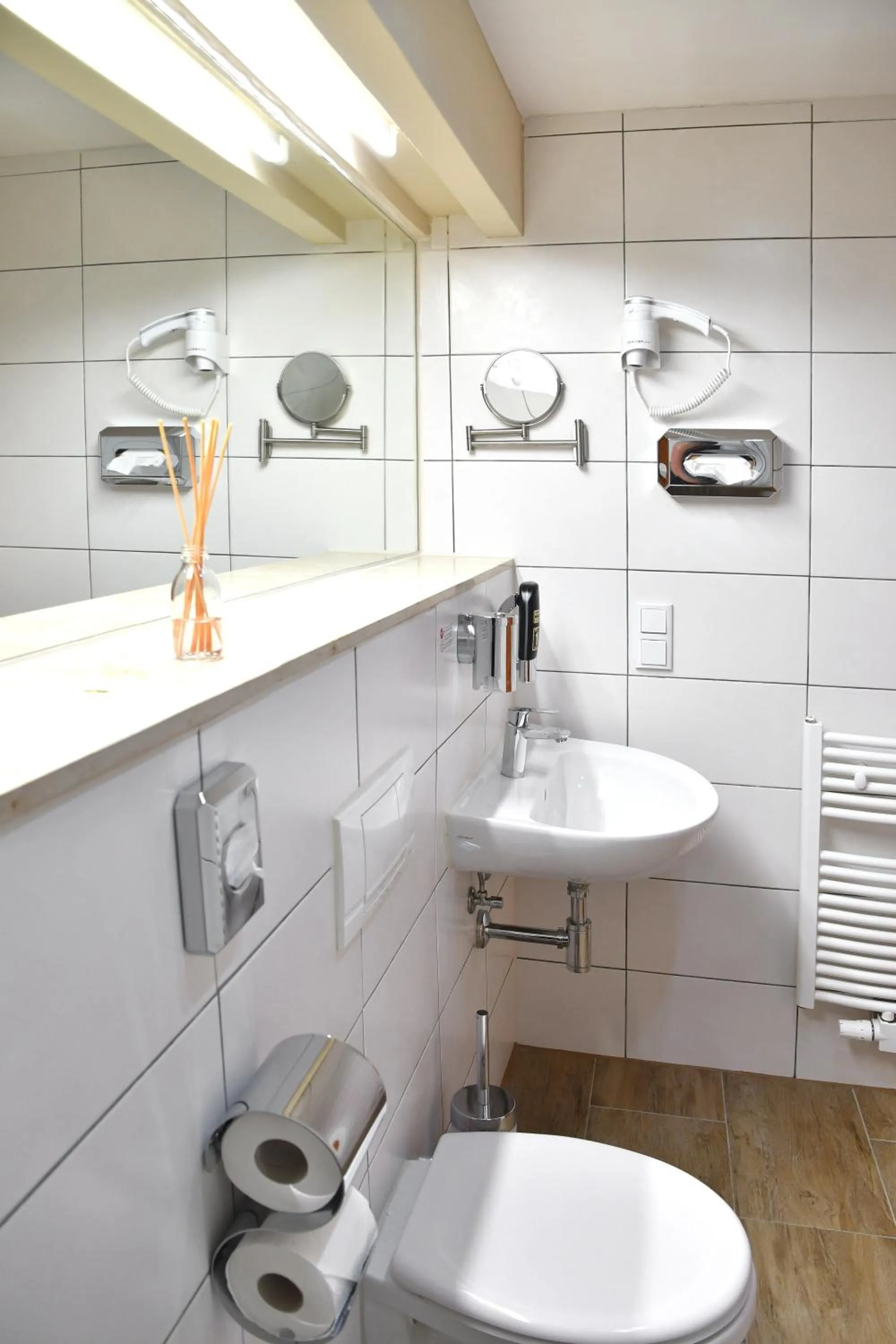 Toilet in Marcel Apartments Leipzig